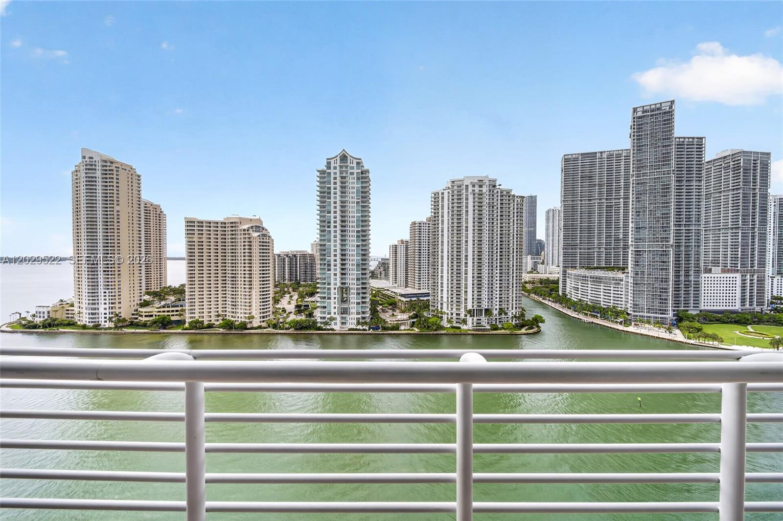 325 S Biscayne Blvd #2219 Miami, FL 33131