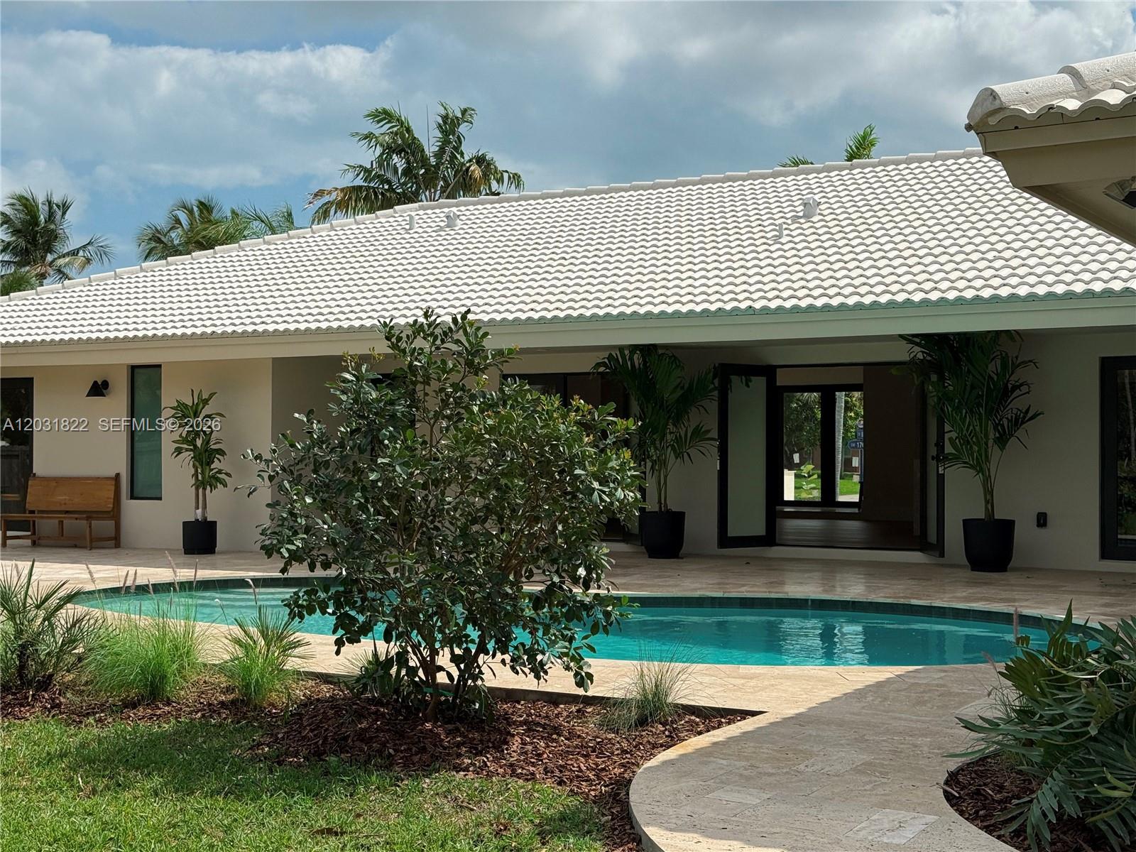 8845 SW 176th Palmetto Bay, FL 33157
