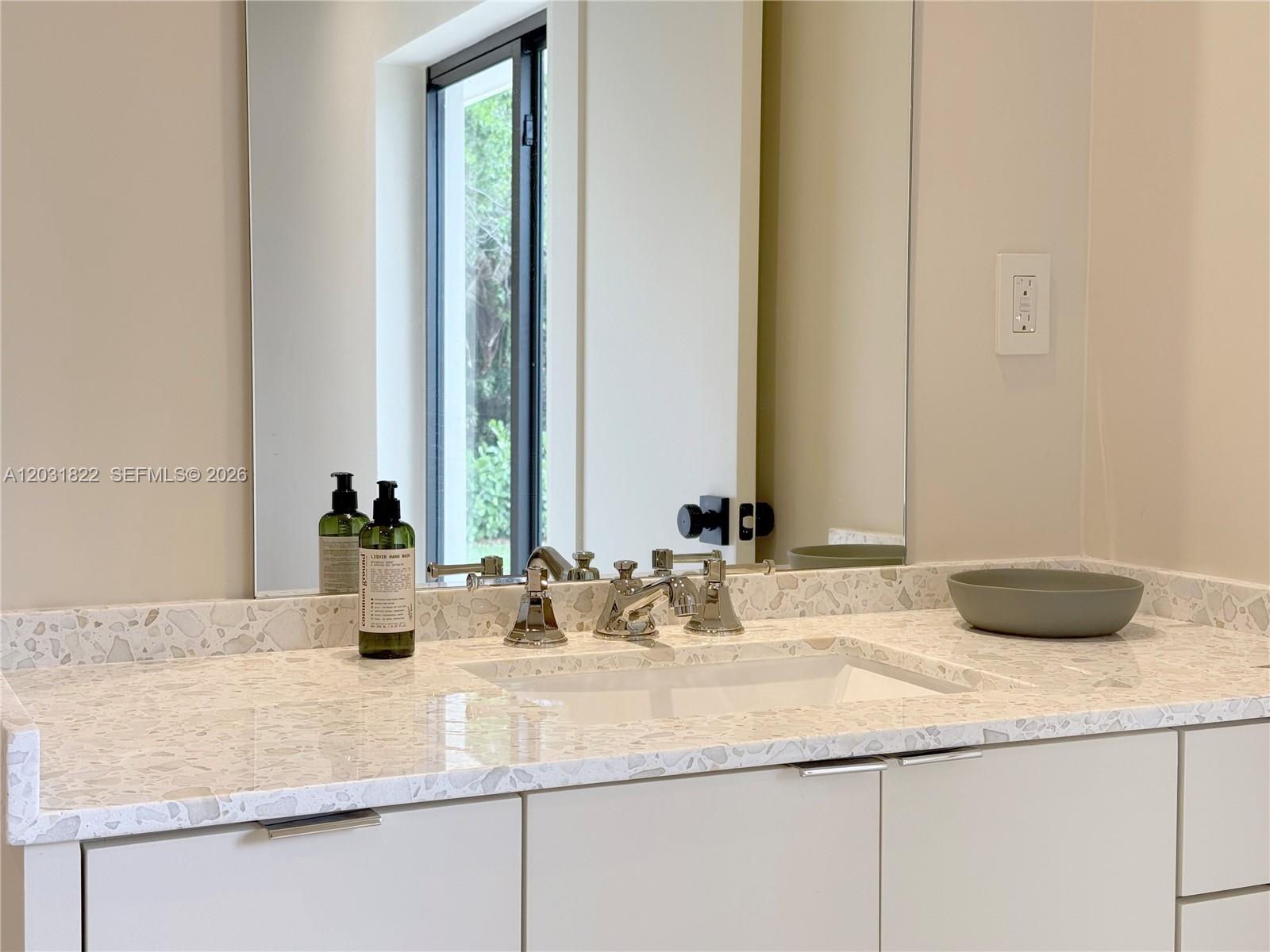 8845 SW 176th Palmetto Bay, FL 33157