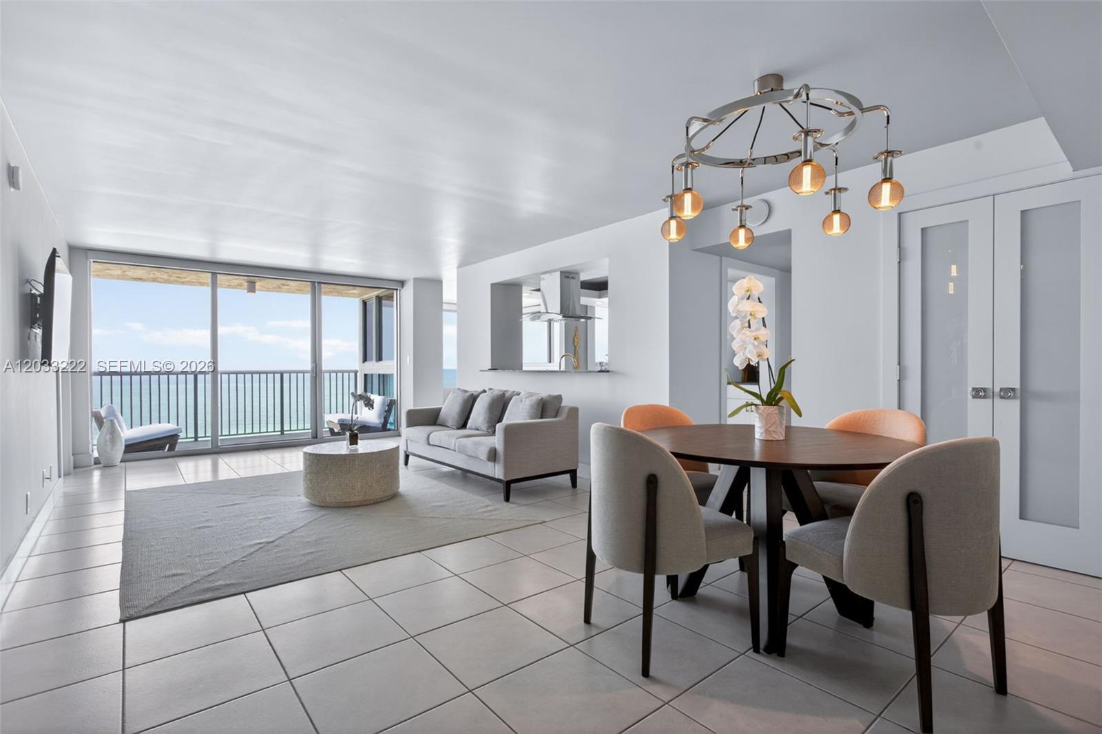 2655 Collins Ave #1512 Miami Beach, FL 33140
