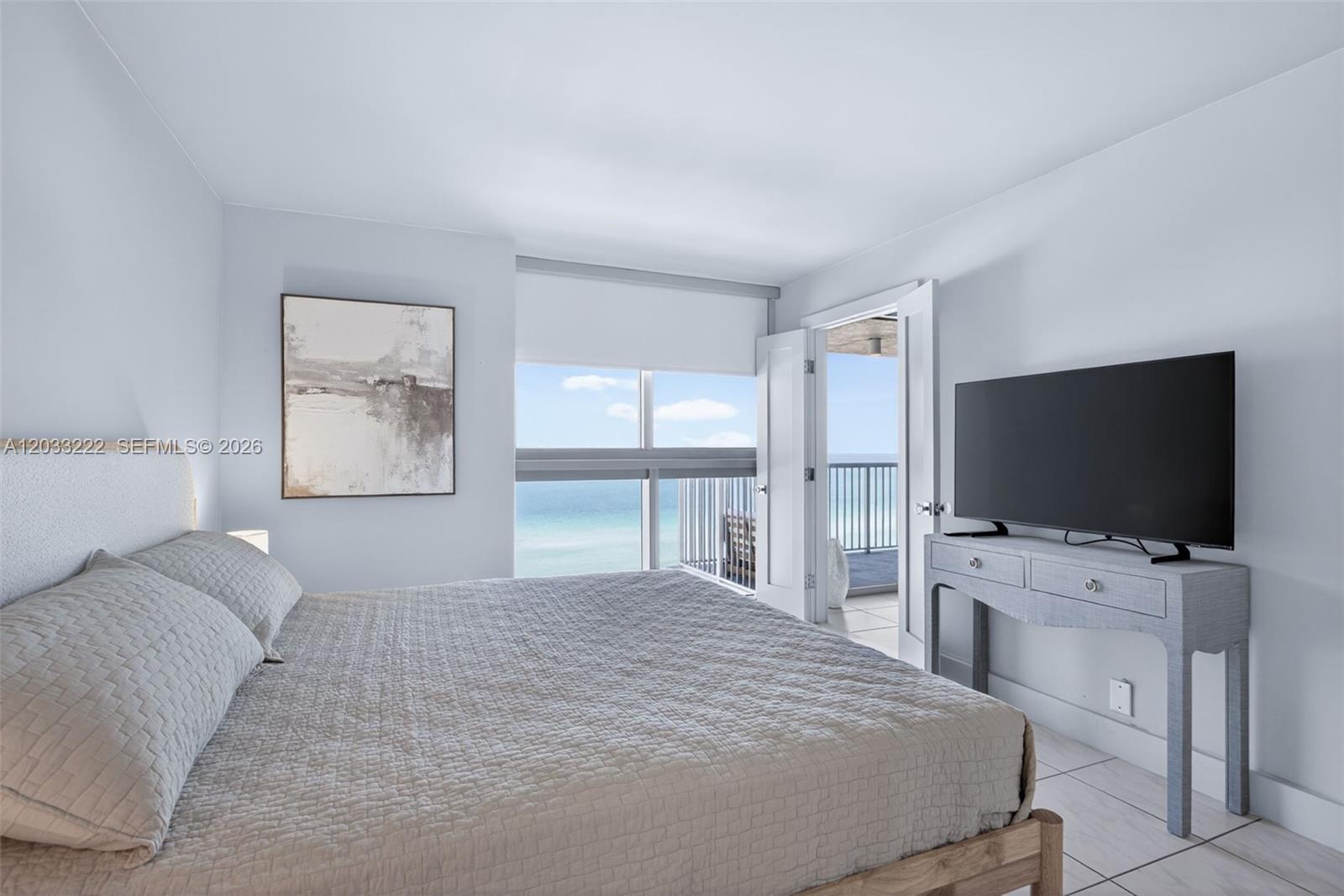 2655 Collins Ave #1512 Miami Beach, FL 33140