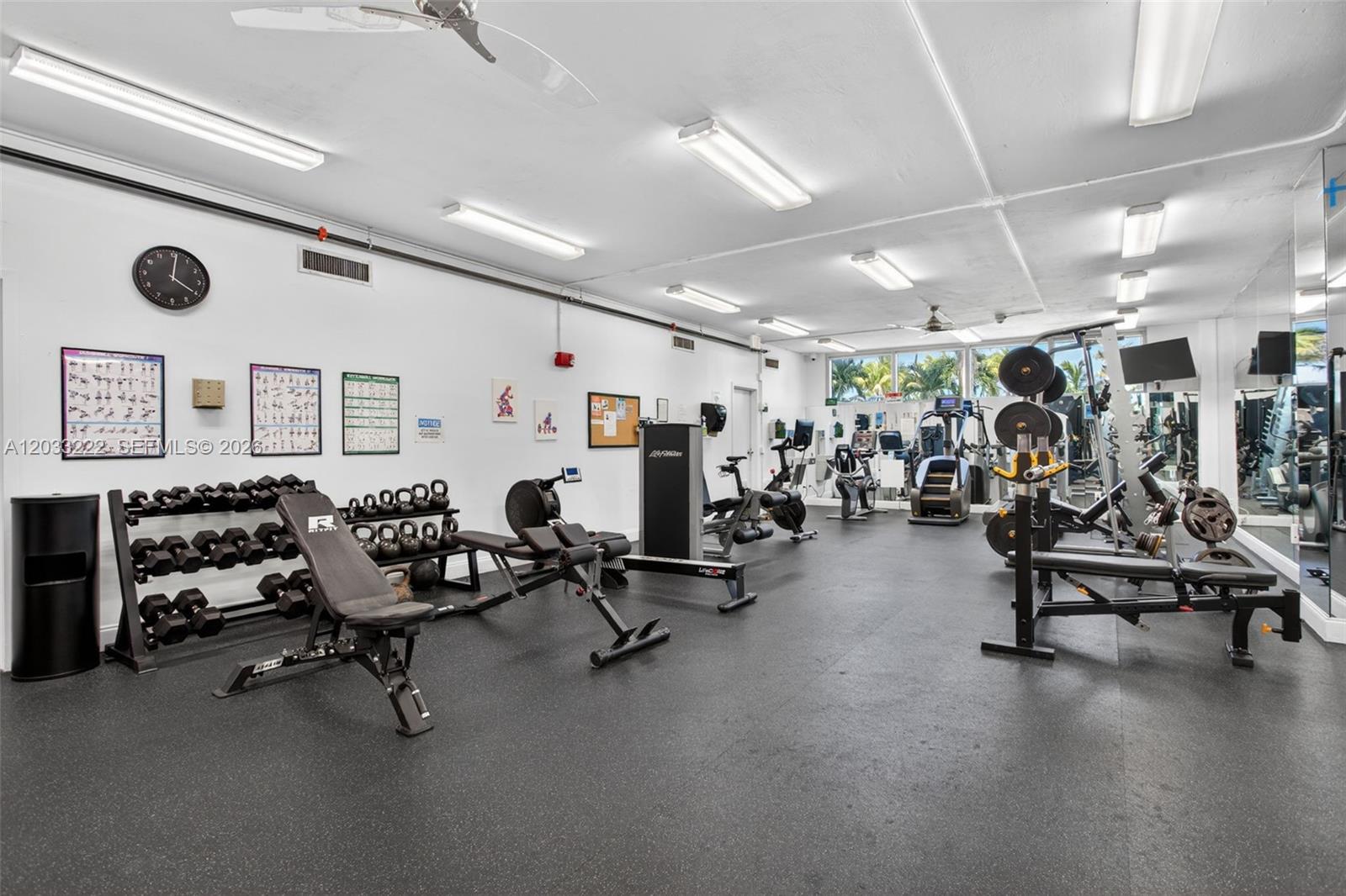 2655 Collins Ave #1512 Miami Beach, FL 33140