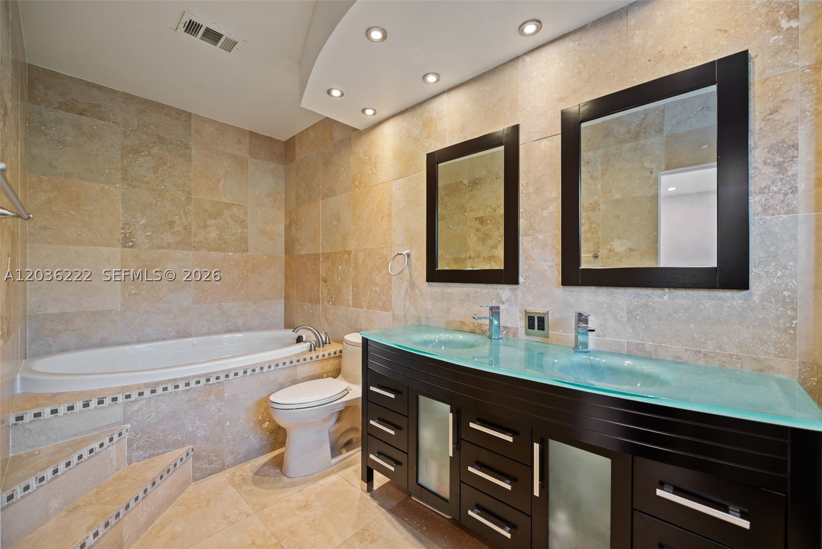 11530 NE 22nd Dr North Miami, FL 33181
