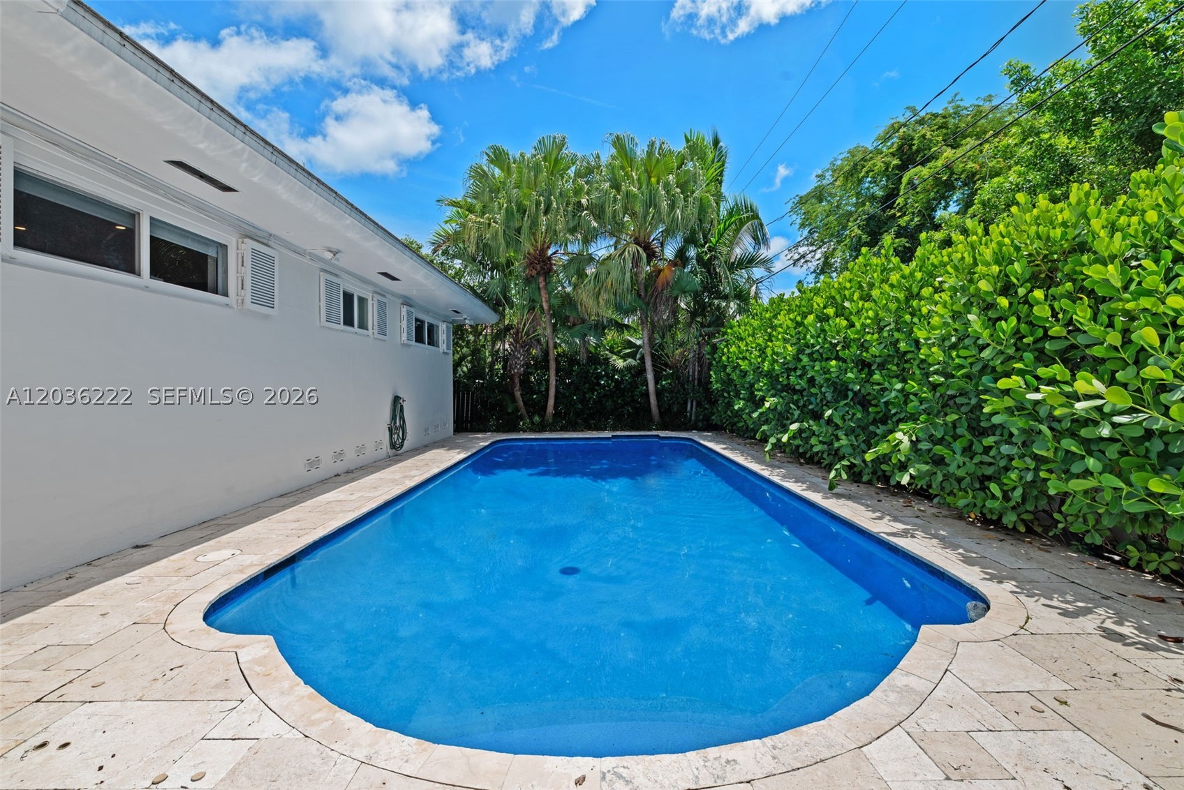 11530 NE 22nd Dr North Miami, FL 33181