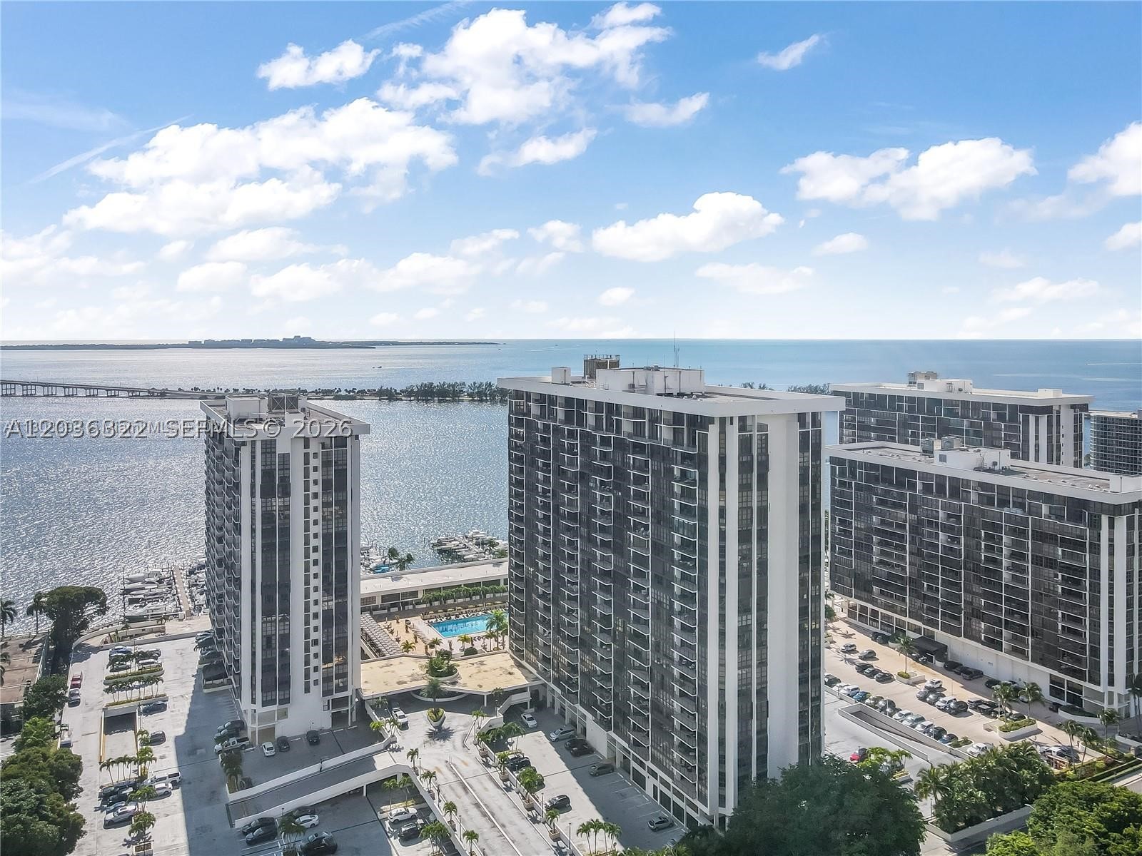 image Brickell Place I9