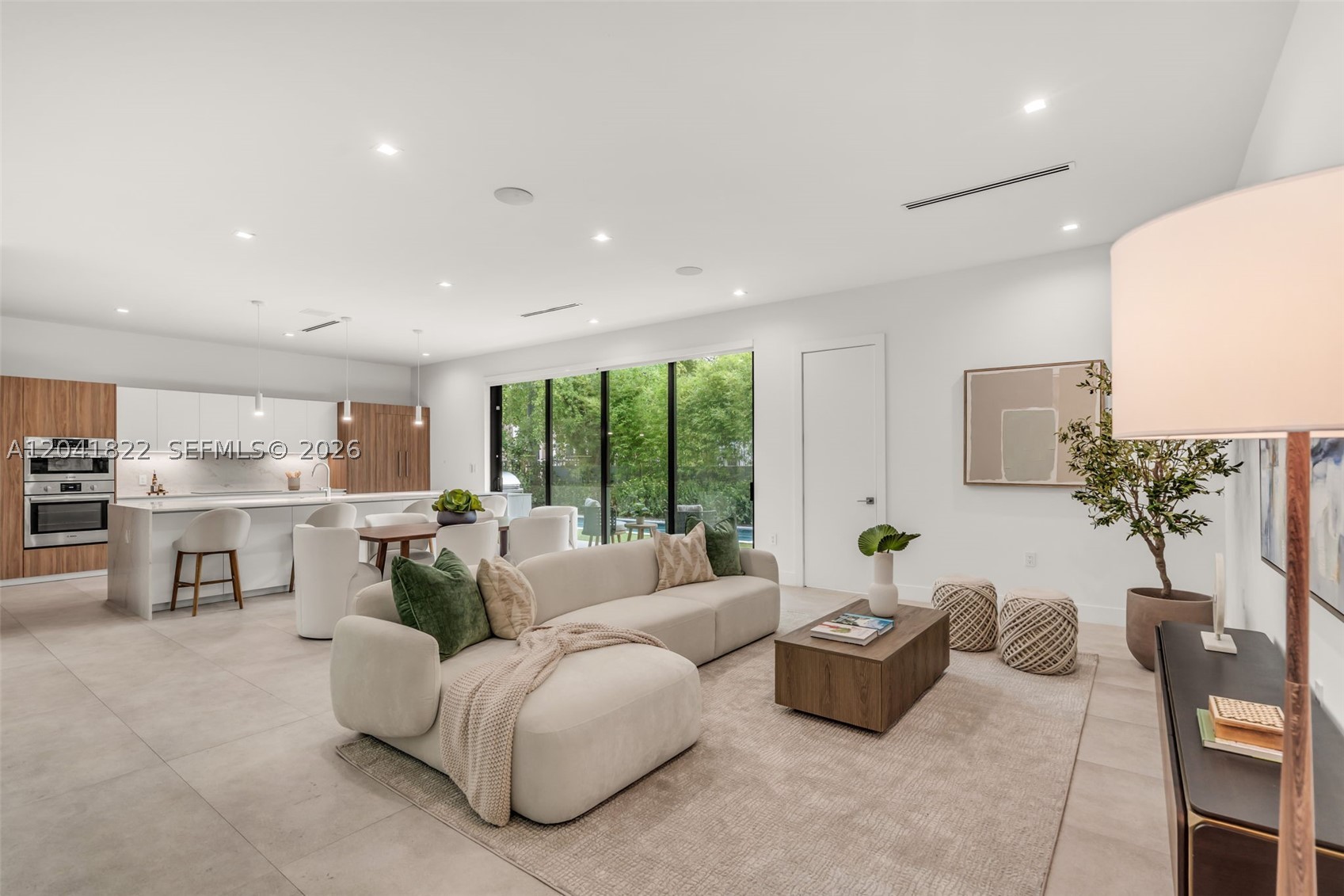 2225 SW 18th Ave
