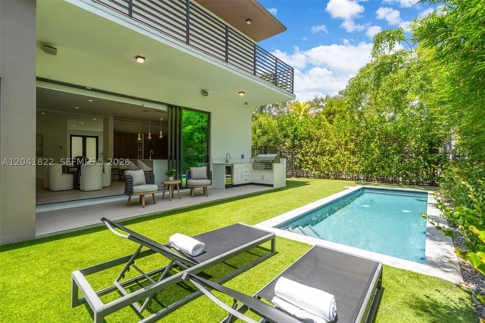 2225 SW 18th Ave Miami, FL 33145