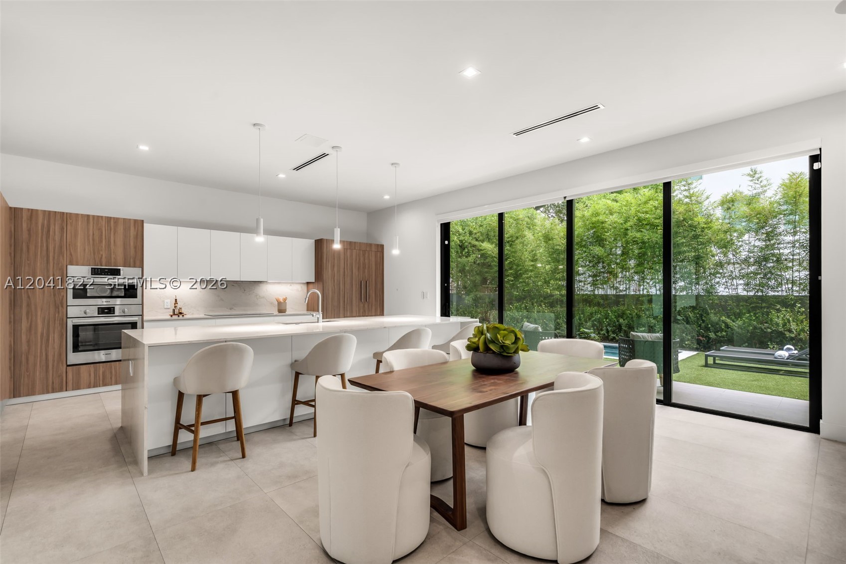 2225 SW 18th Ave Miami, FL 33145