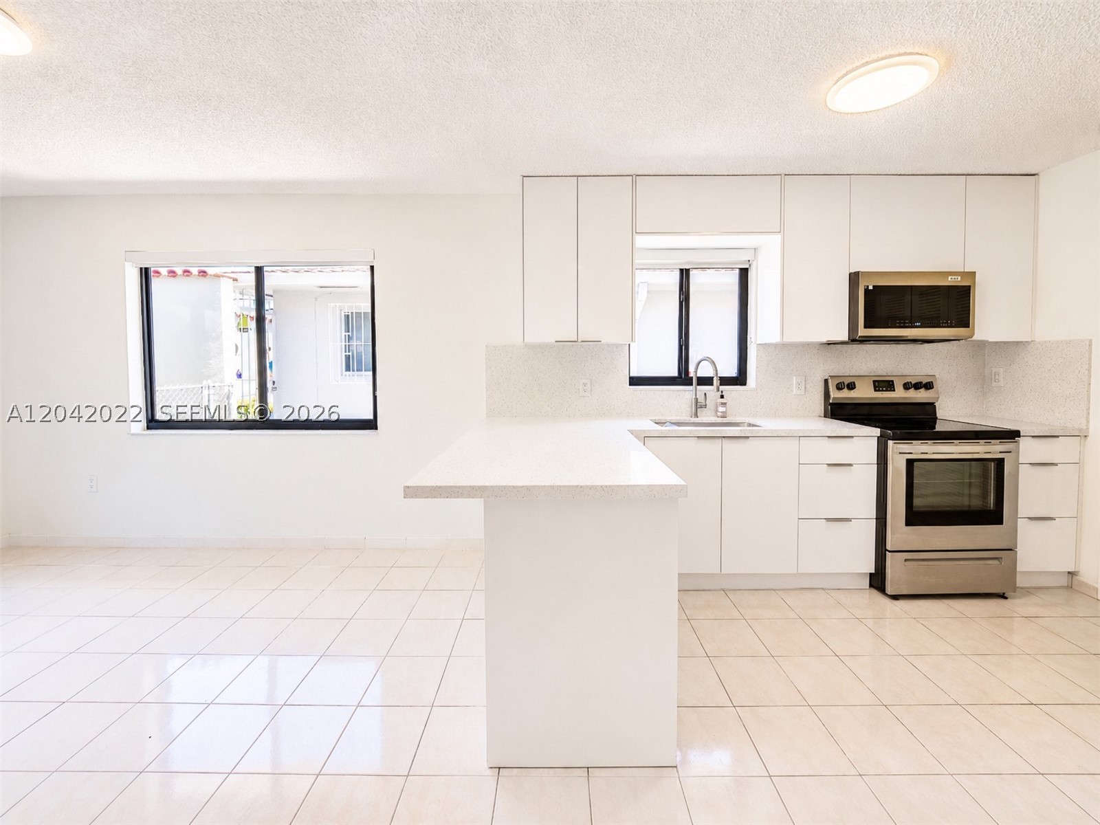 509 NW 57th Ct Miami, FL 33126