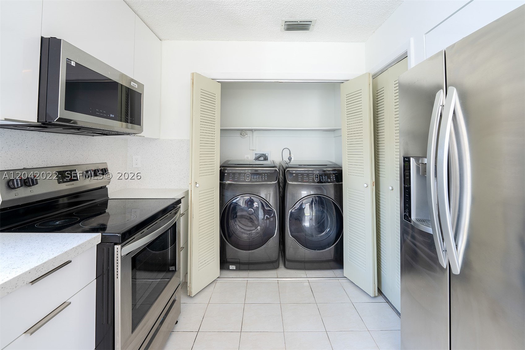 509 NW 57th Ct Miami, FL 33126