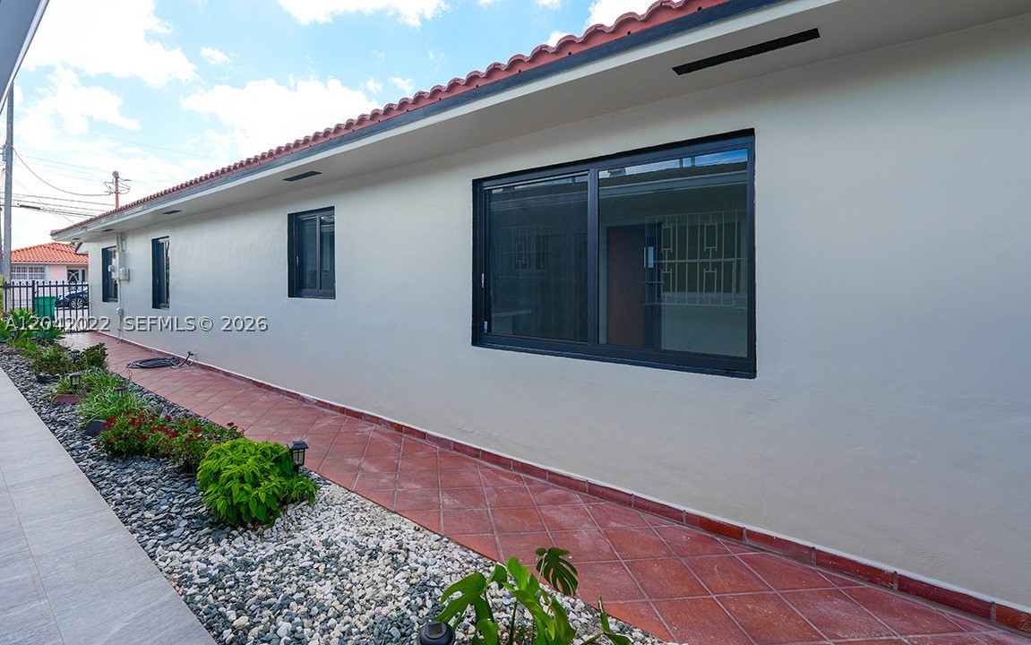 509 NW 57th Ct Miami, FL 33126