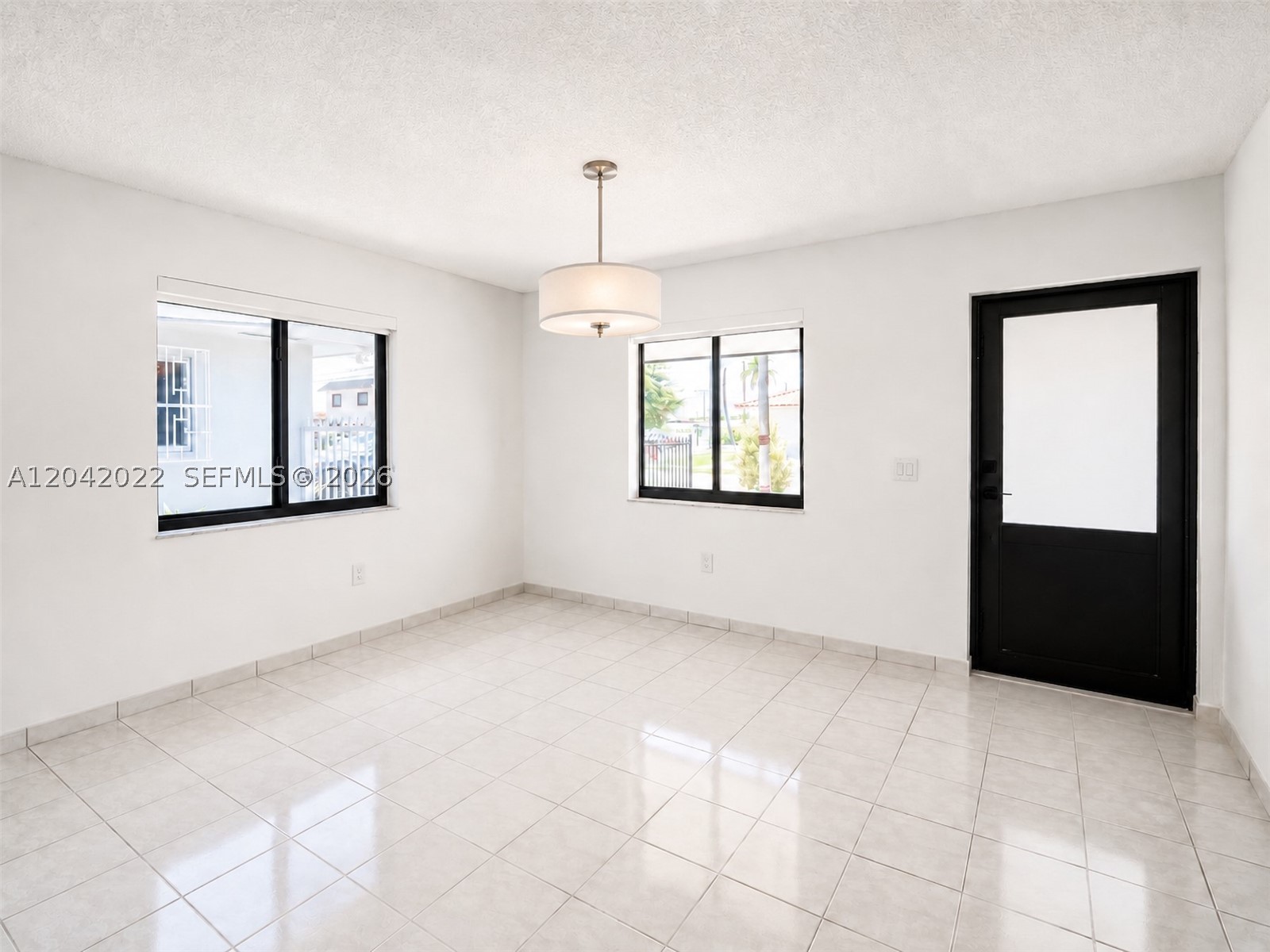509 NW 57th Ct Miami, FL 33126
