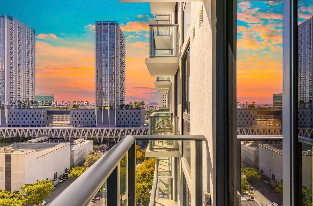 image The Crosby Miami Worldcenter14