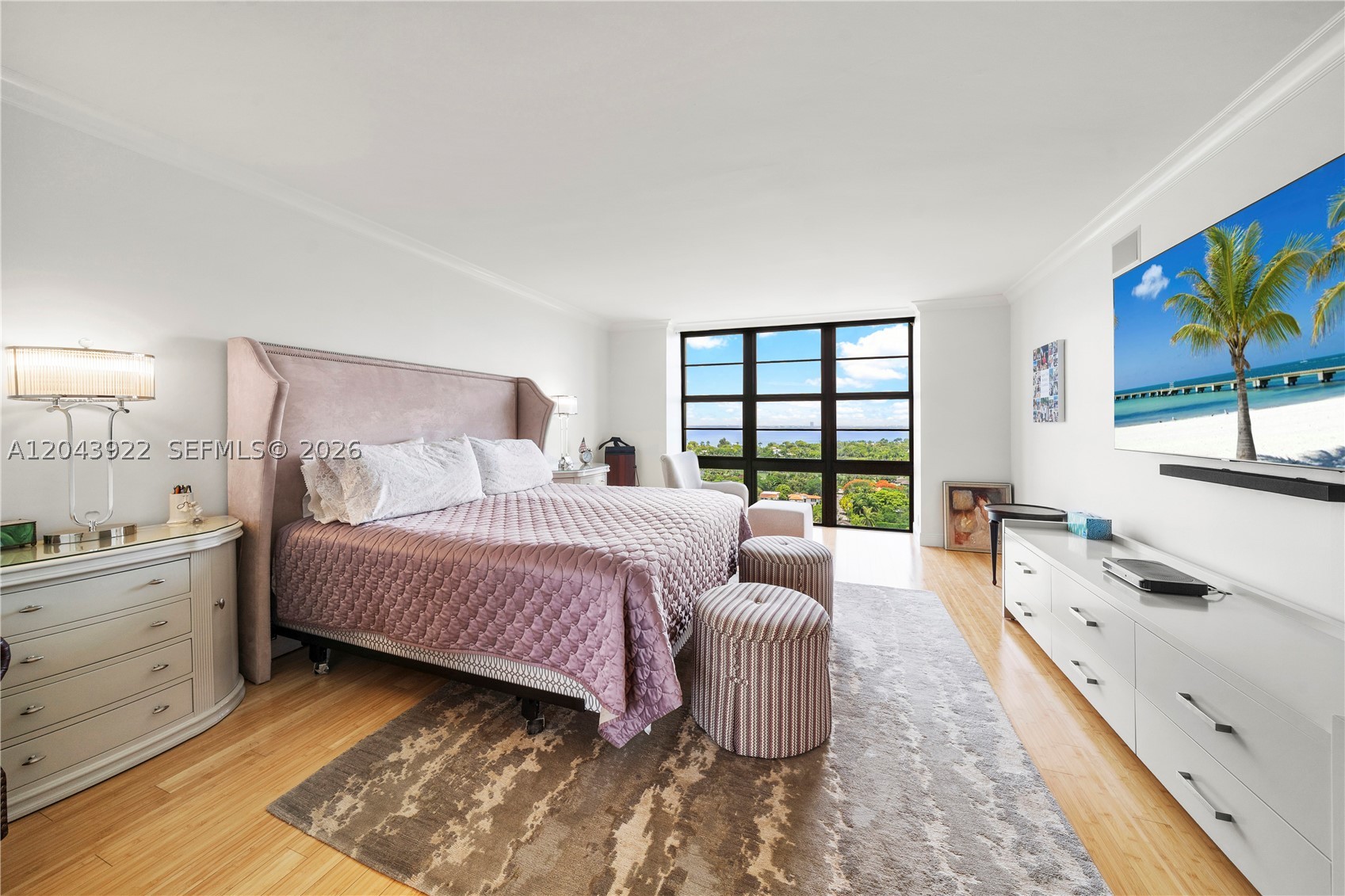 5500 Collins Ave #1902 Miami Beach, FL 33140
