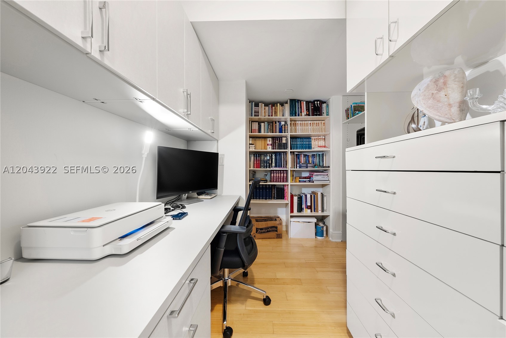 5500 Collins Ave #1902 Miami Beach, FL 33140