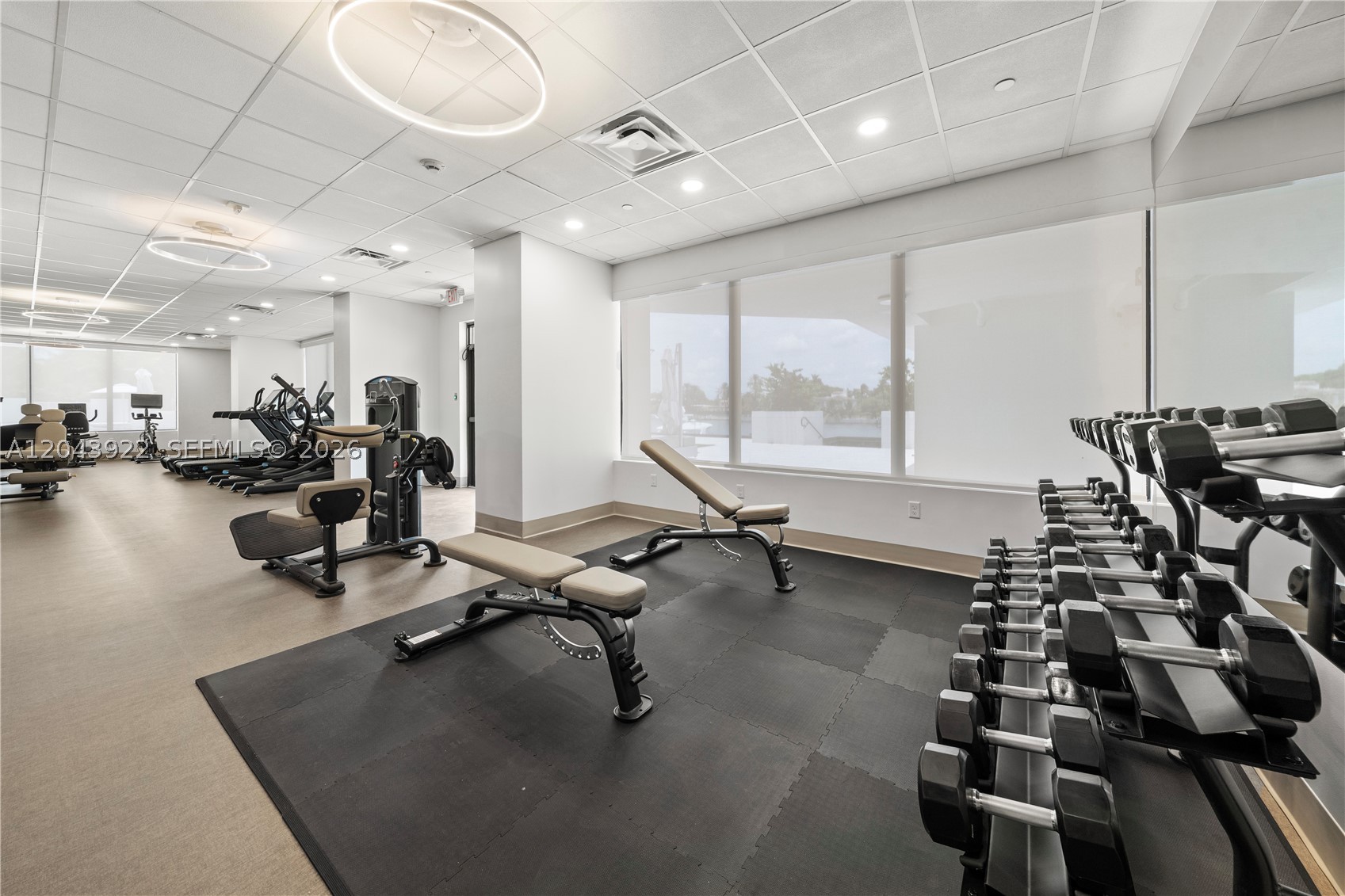 5500 Collins Ave #1902 Miami Beach, FL 33140