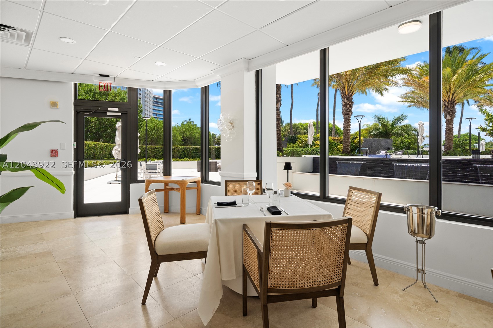5500 Collins Ave #1902 Miami Beach, FL 33140
