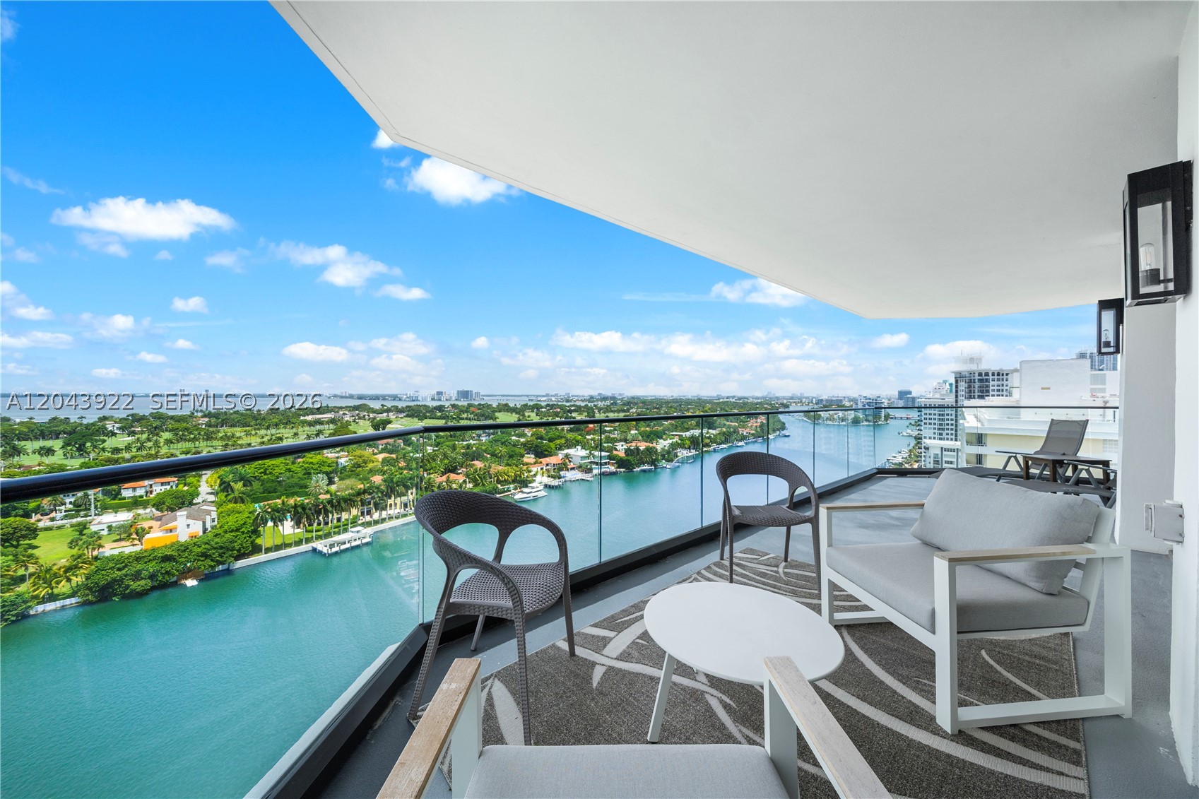 5500 Collins Ave #1902 Miami Beach, FL 33140