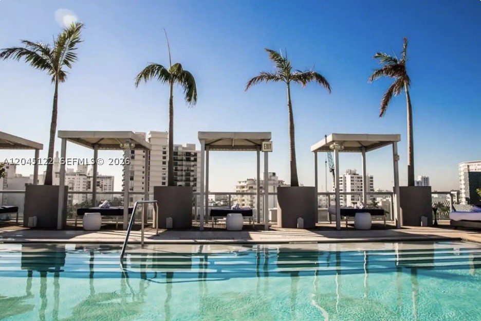 220 21st St #401 Miami Beach, FL 33139