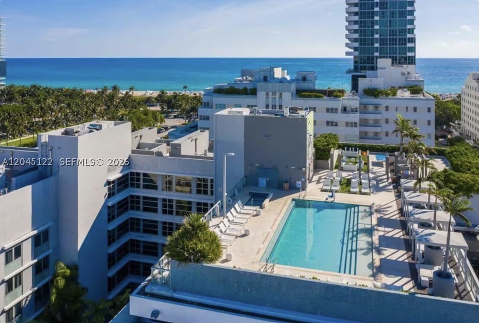 220 21st St #401 Miami Beach, FL 33139