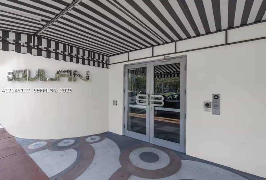 220 21st St #401 Miami Beach, FL 33139