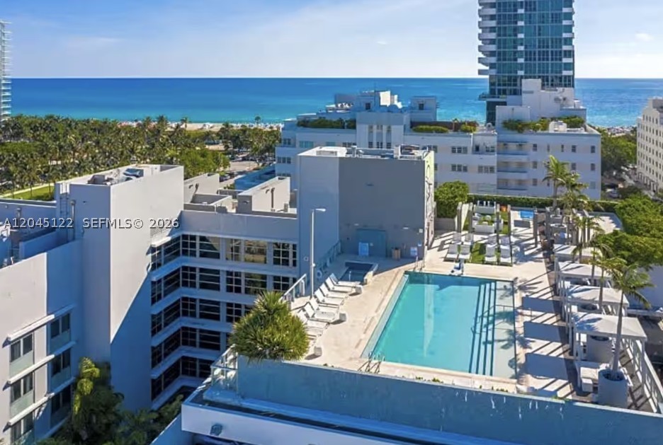 220 21st St #401 Miami Beach, FL 33139