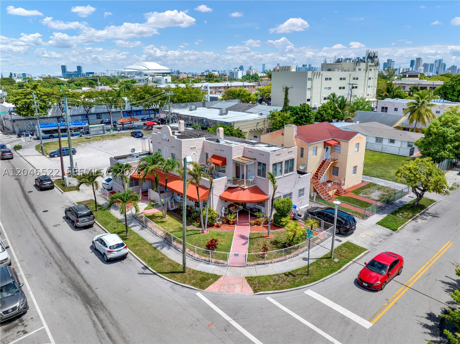 829 SW 19th Ave
