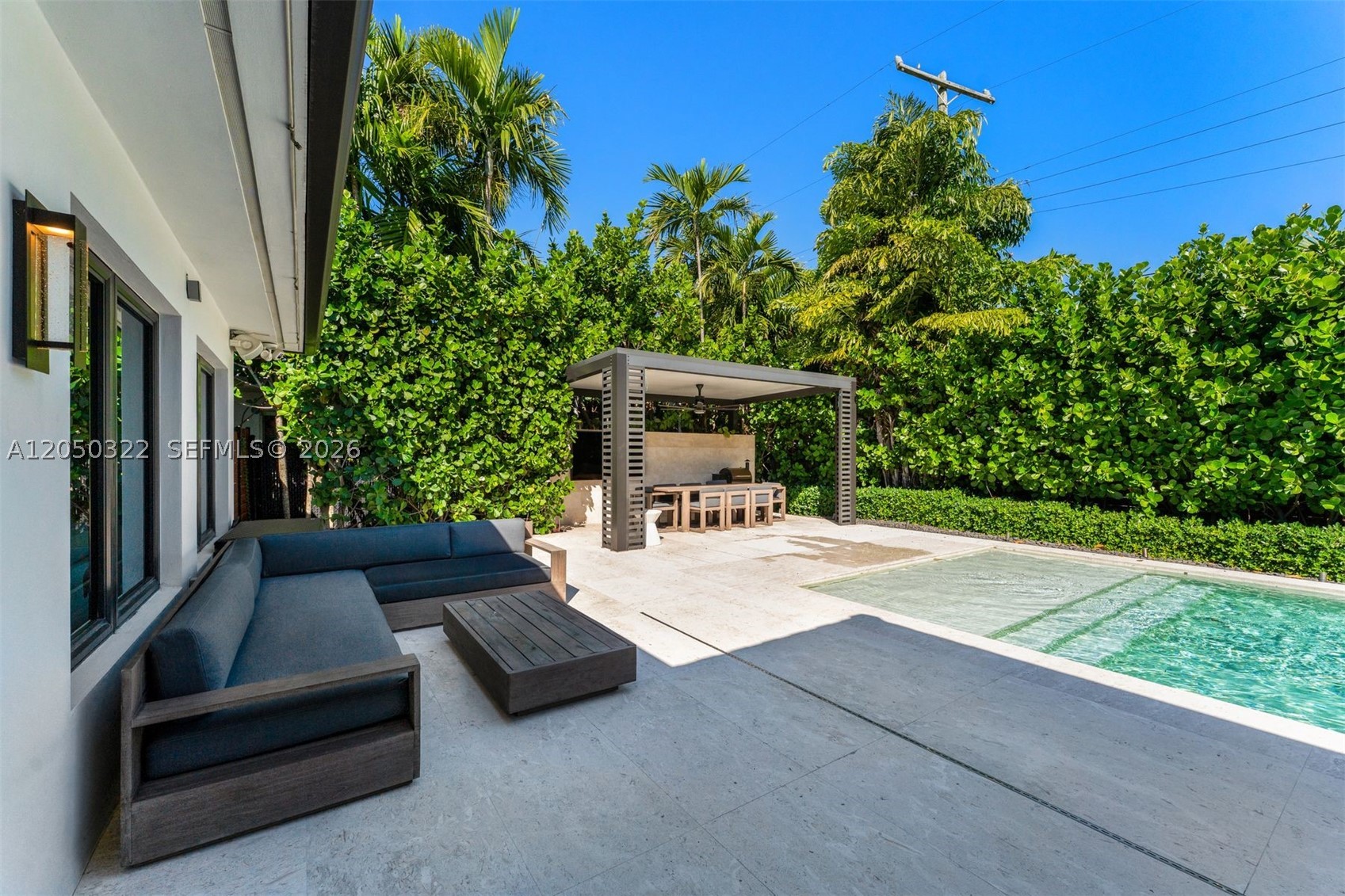771 Fairway Dr Miami Beach, FL 33141