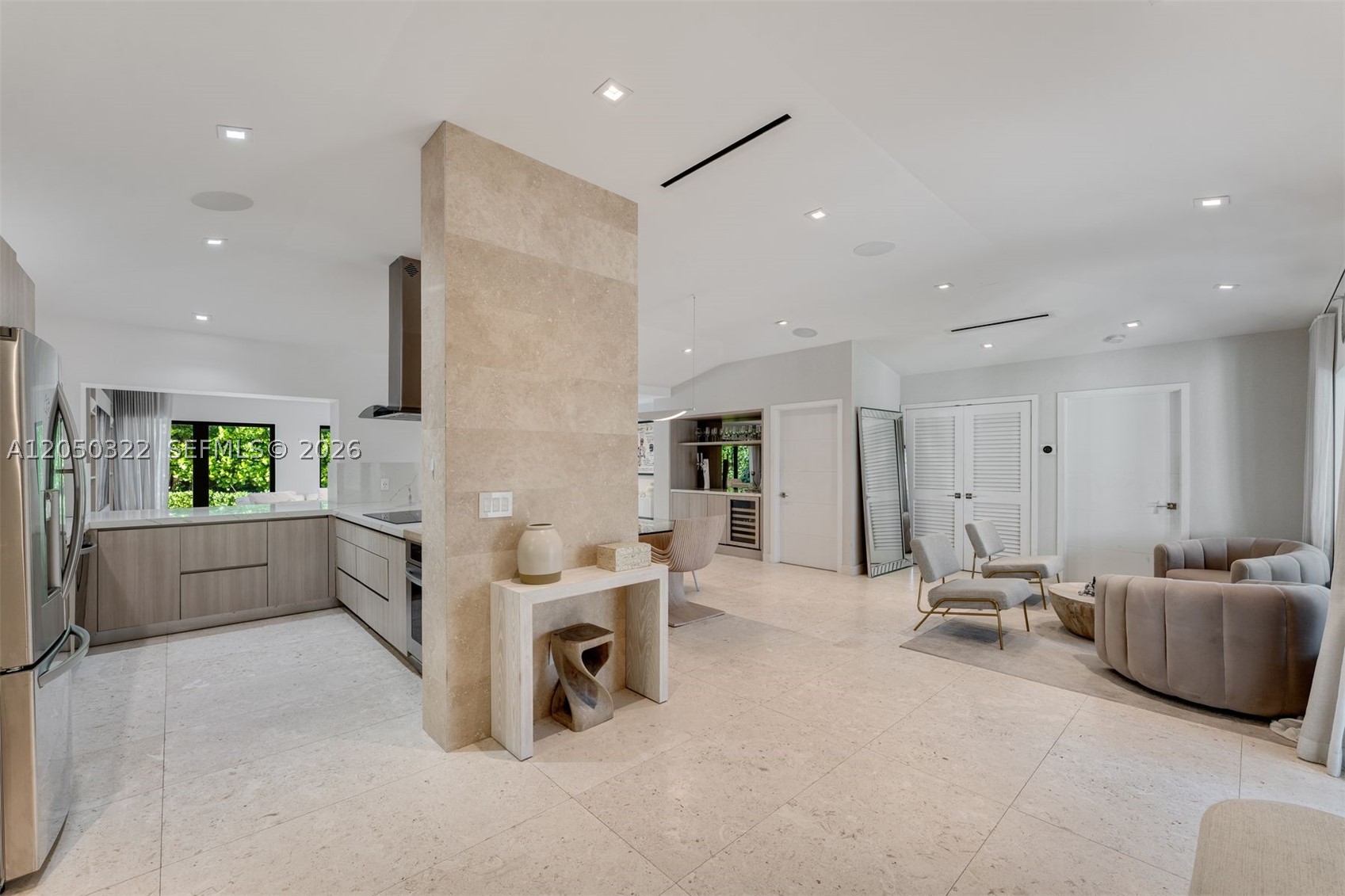 771 Fairway Dr Miami Beach, FL 33141