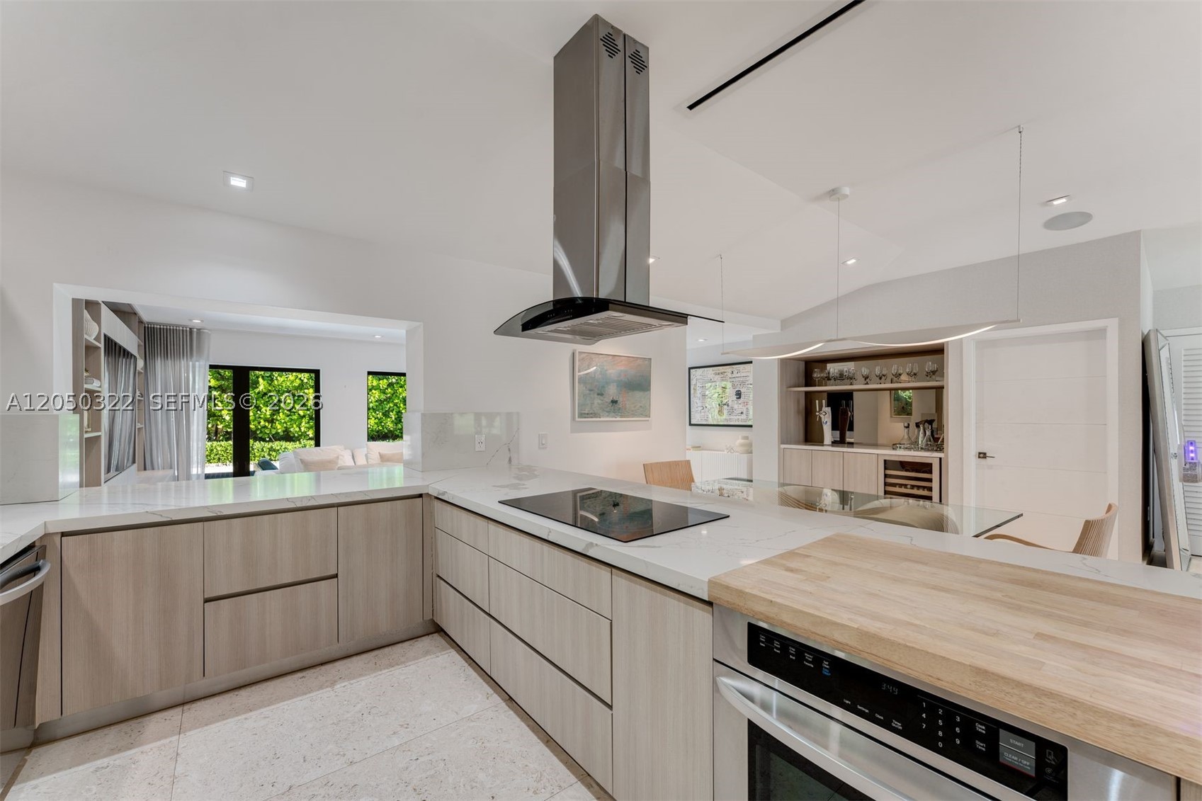 771 Fairway Dr Miami Beach, FL 33141
