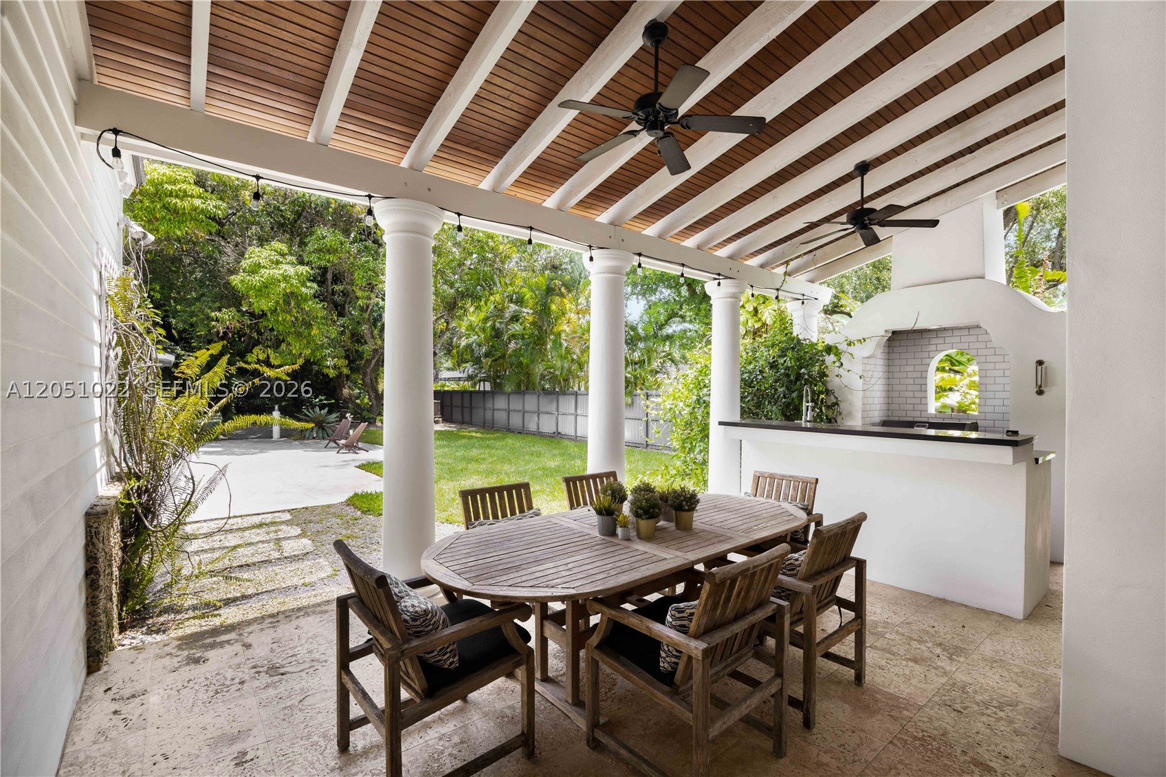 6845 SW 98th St Pinecrest, FL 33156