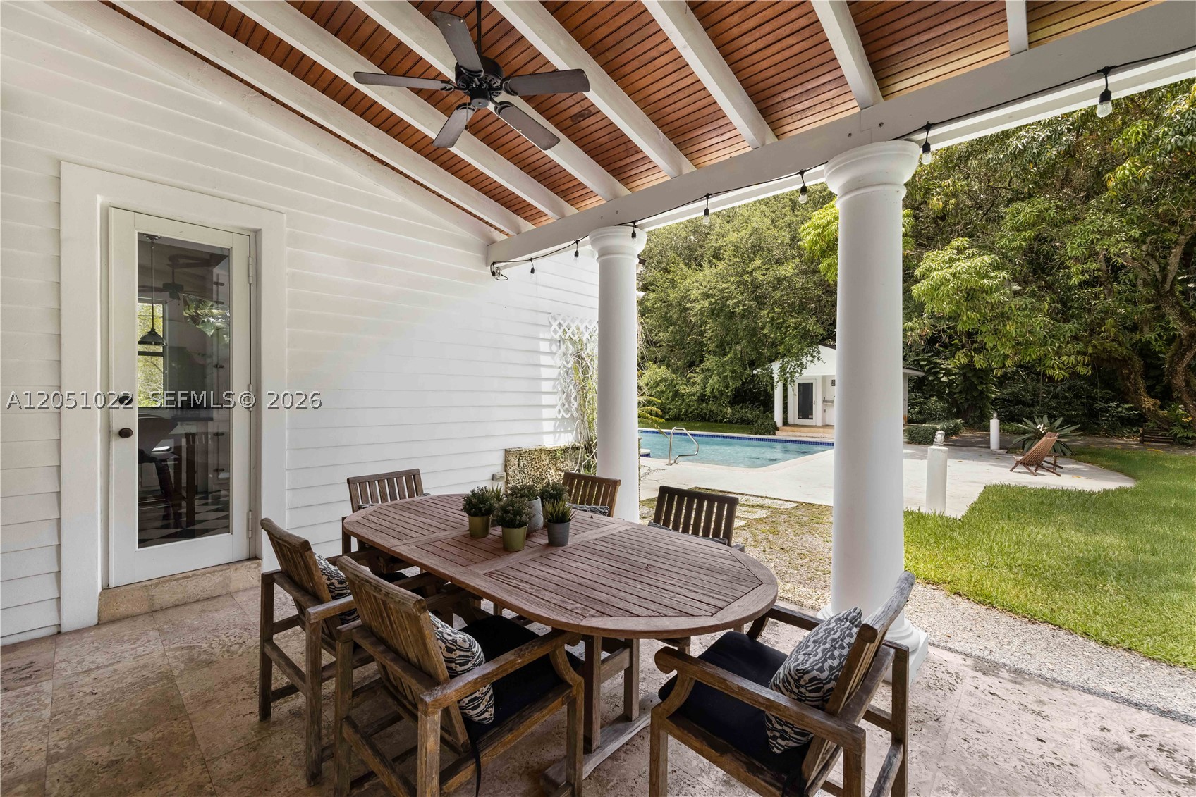 6845 SW 98th St Pinecrest, FL 33156