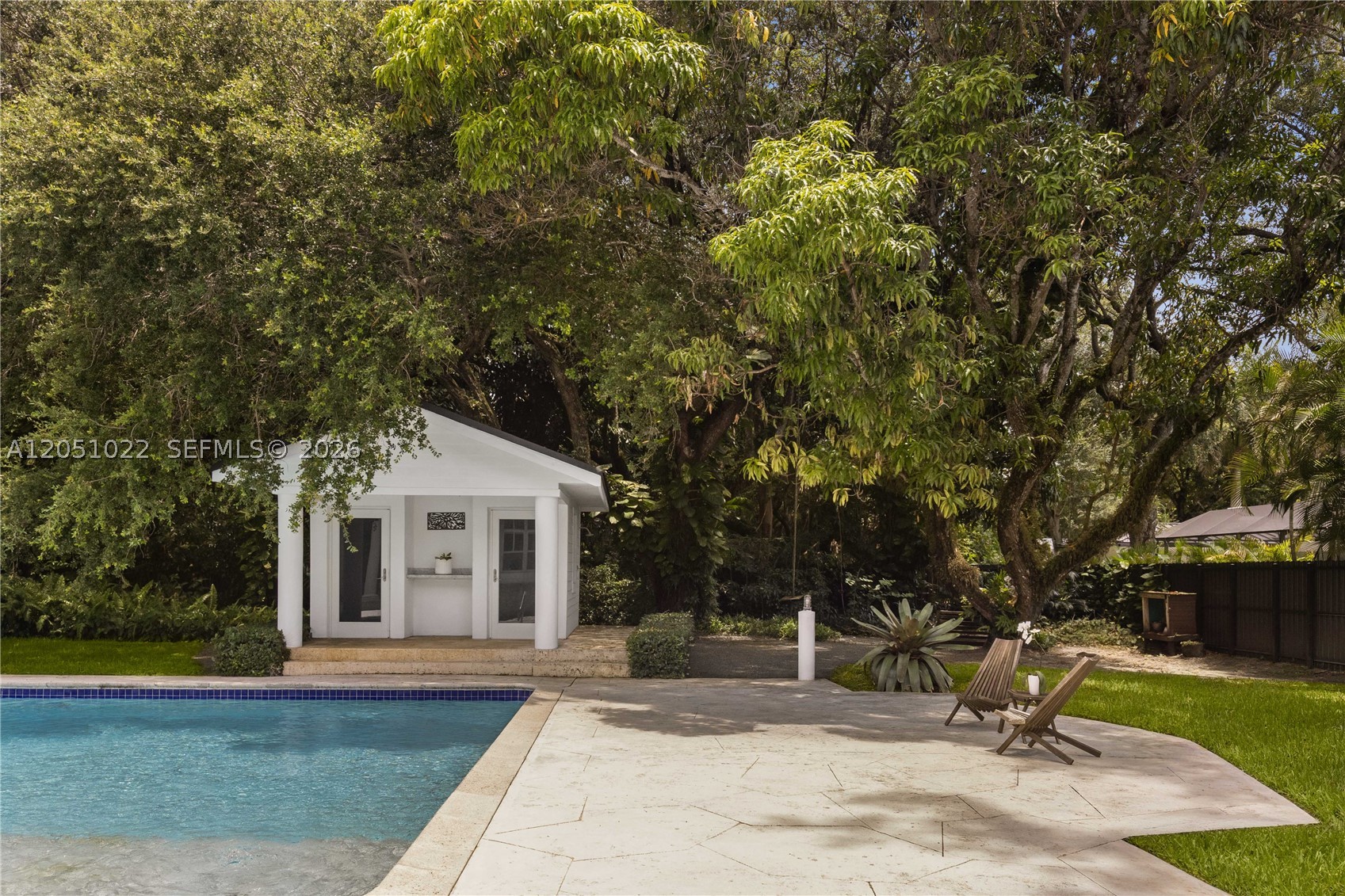 6845 SW 98th St Pinecrest, FL 33156