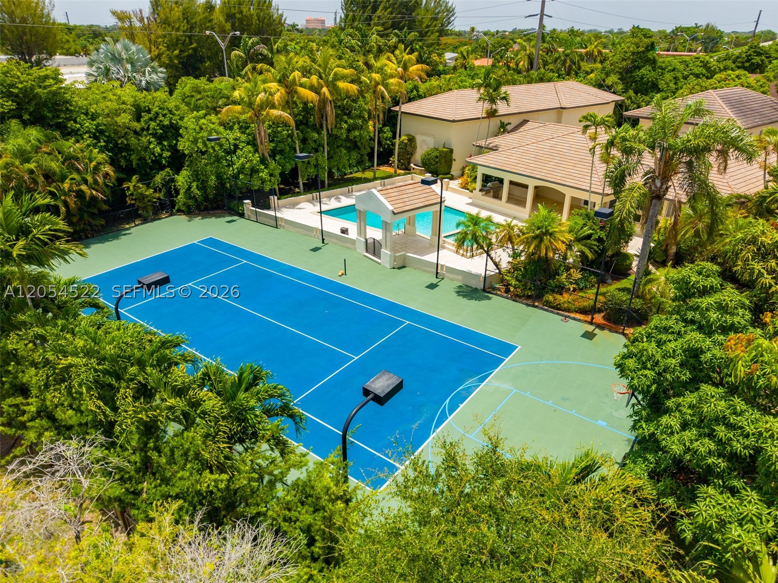 7855 SW 83rd Ct Miami, FL 33143