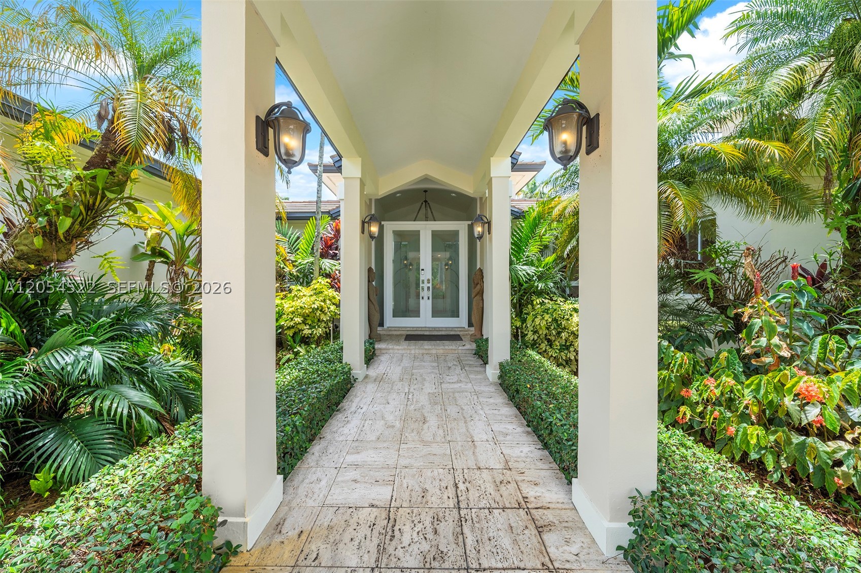 7855 SW 83rd Ct Miami, FL 33143