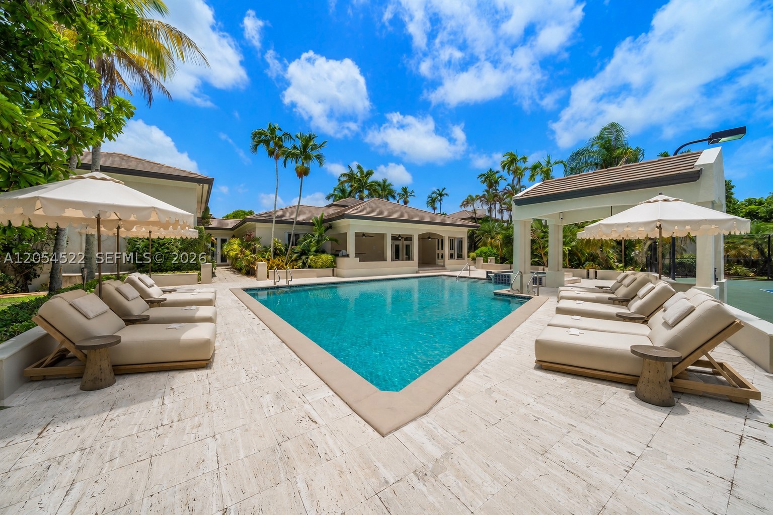 7855 SW 83rd Ct Miami, FL 33143