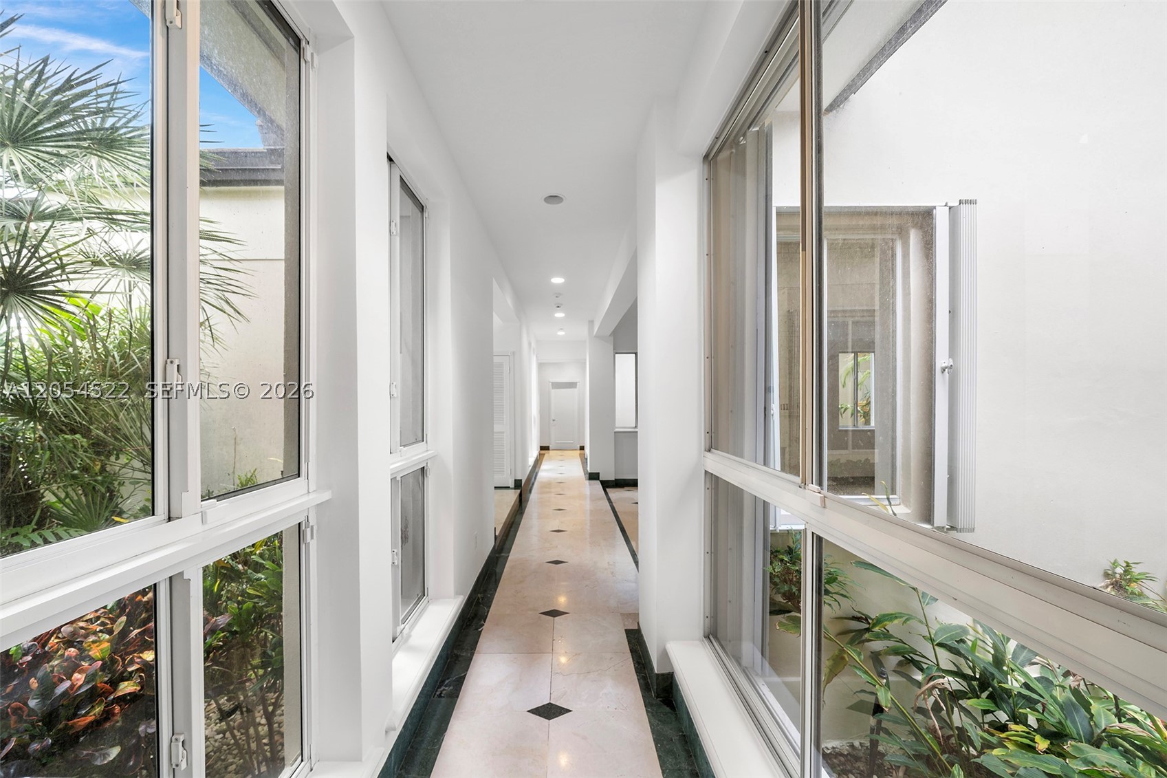 7855 SW 83rd Ct Miami, FL 33143