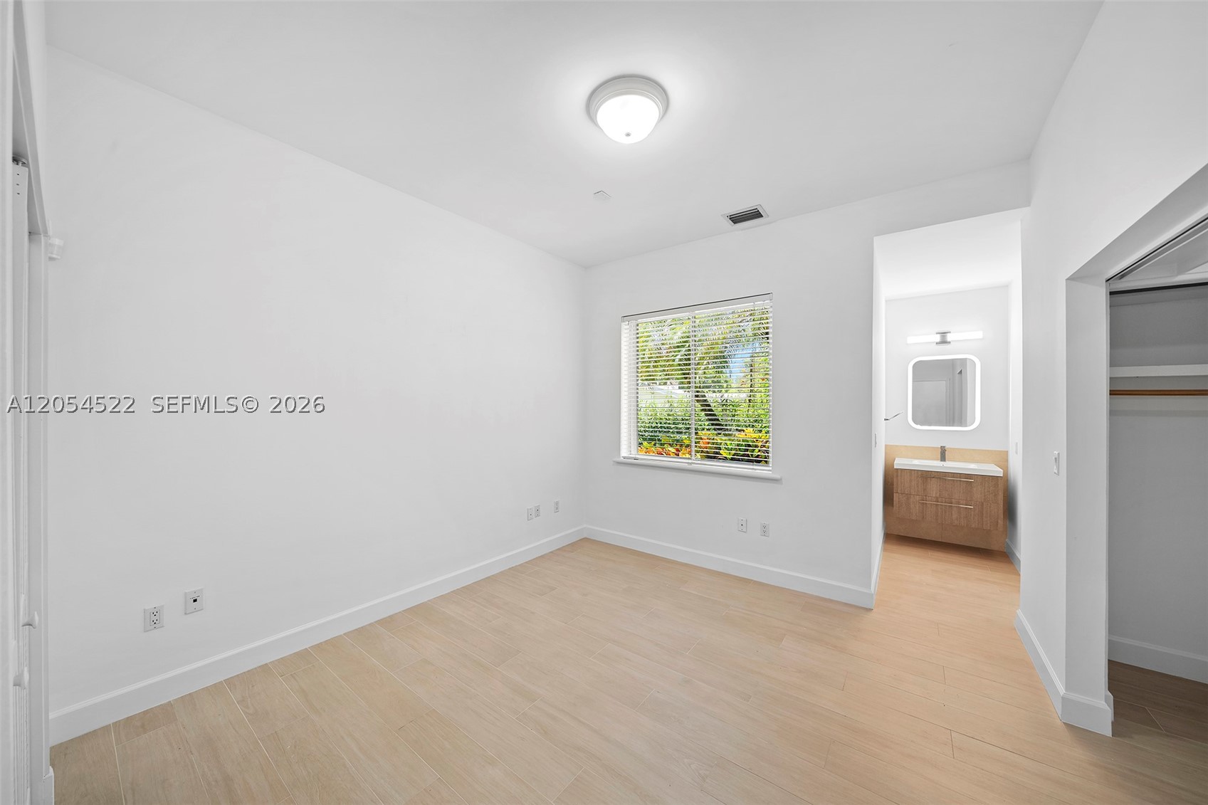 7855 SW 83rd Ct Miami, FL 33143