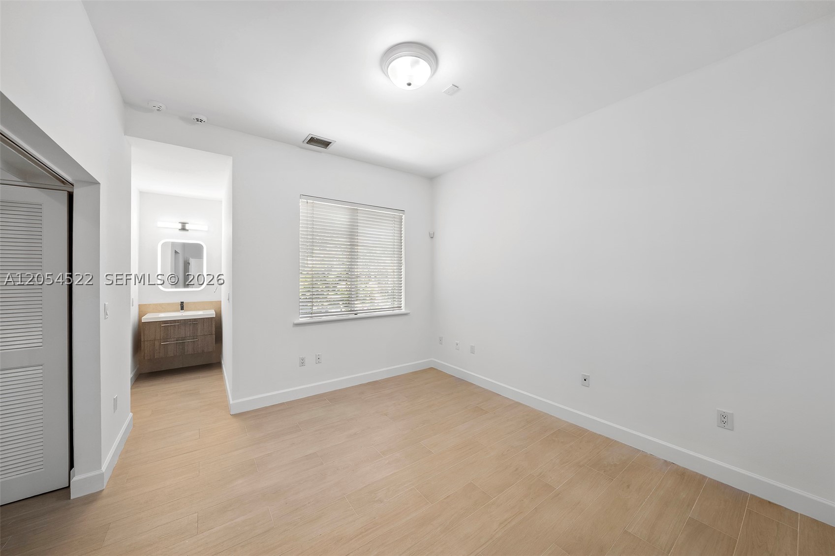 7855 SW 83rd Ct Miami, FL 33143