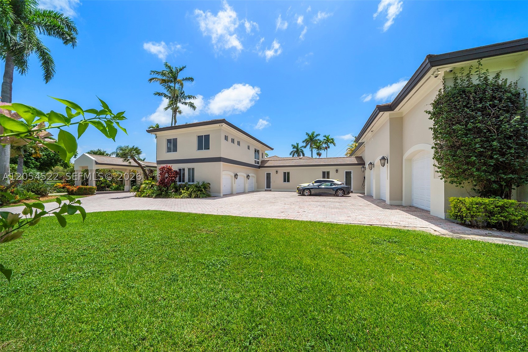 7855 SW 83rd Ct Miami, FL 33143