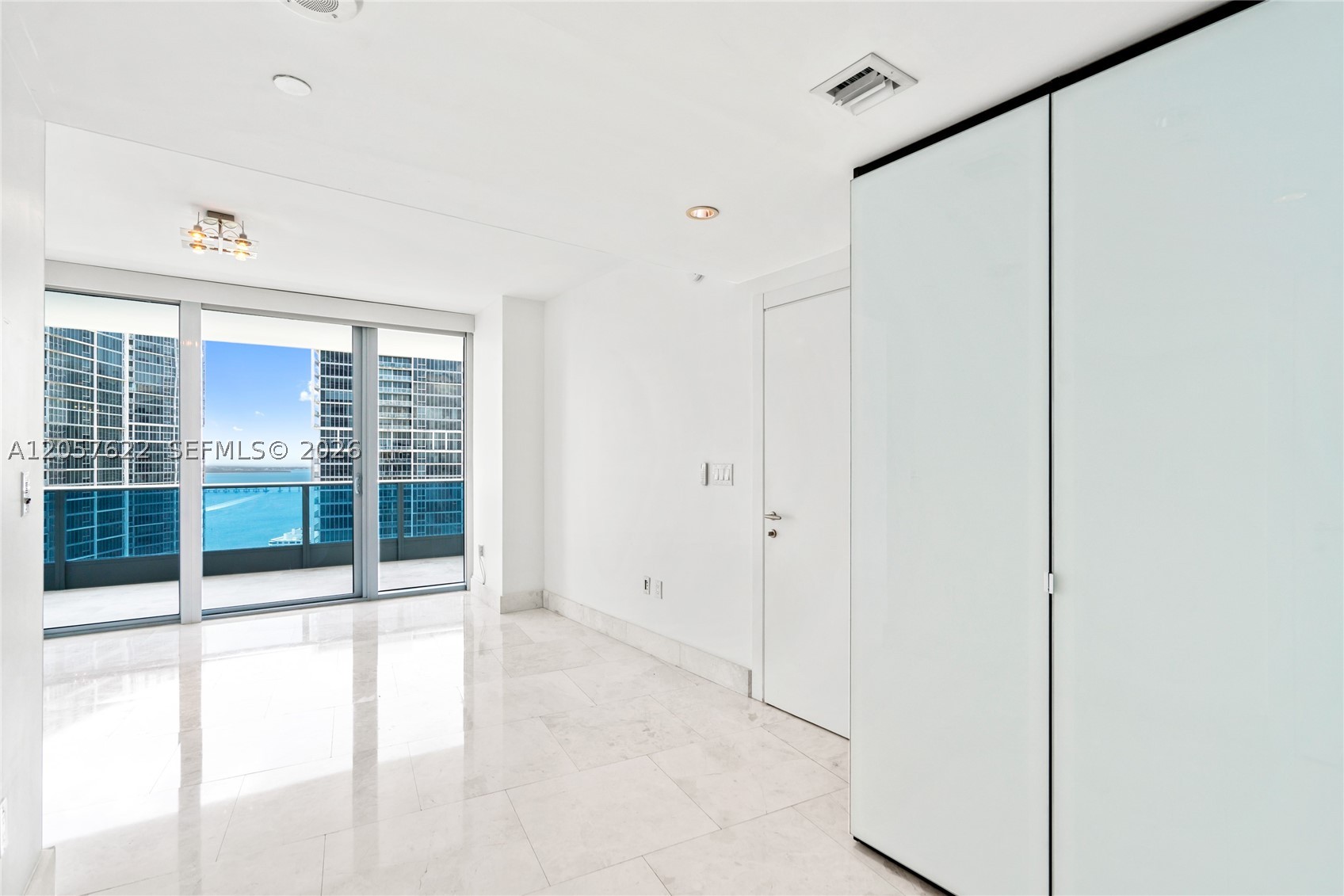 image Epic Residences30