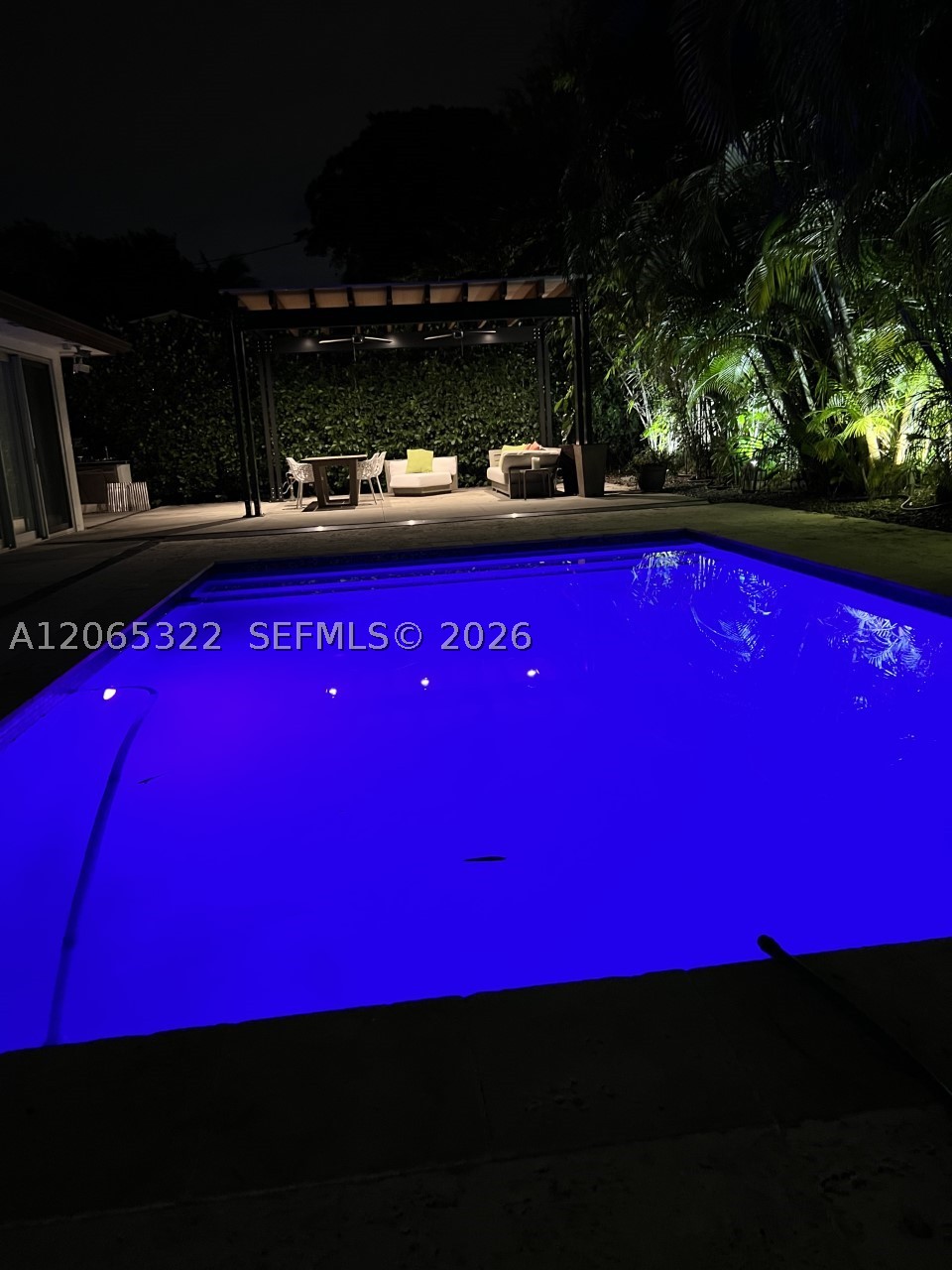 8215 SW 63rd Pl Miami, FL 33143