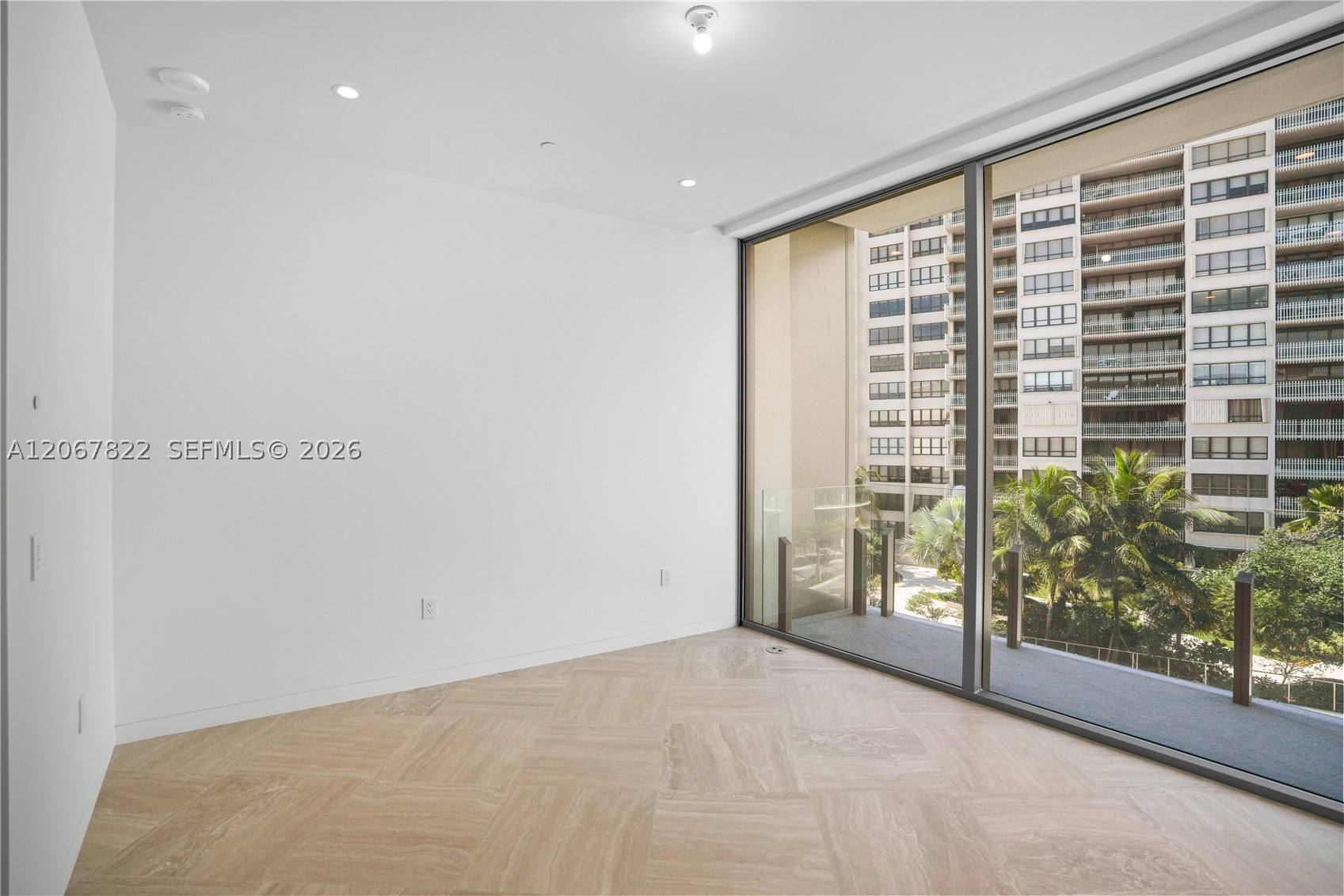5 Grove Isles Dr #M502 Miami, FL 33133
