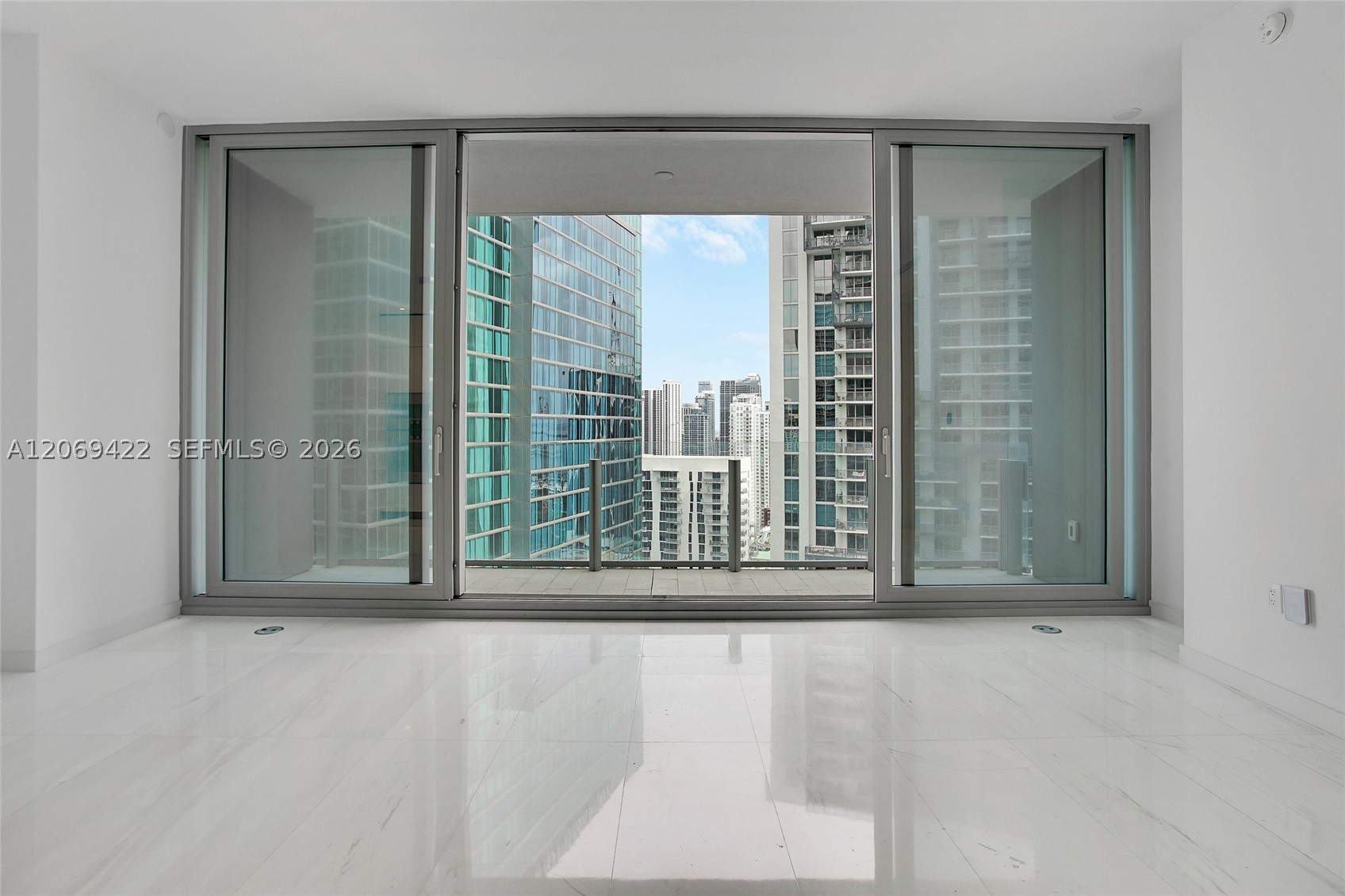 image Aston Martin Residences2