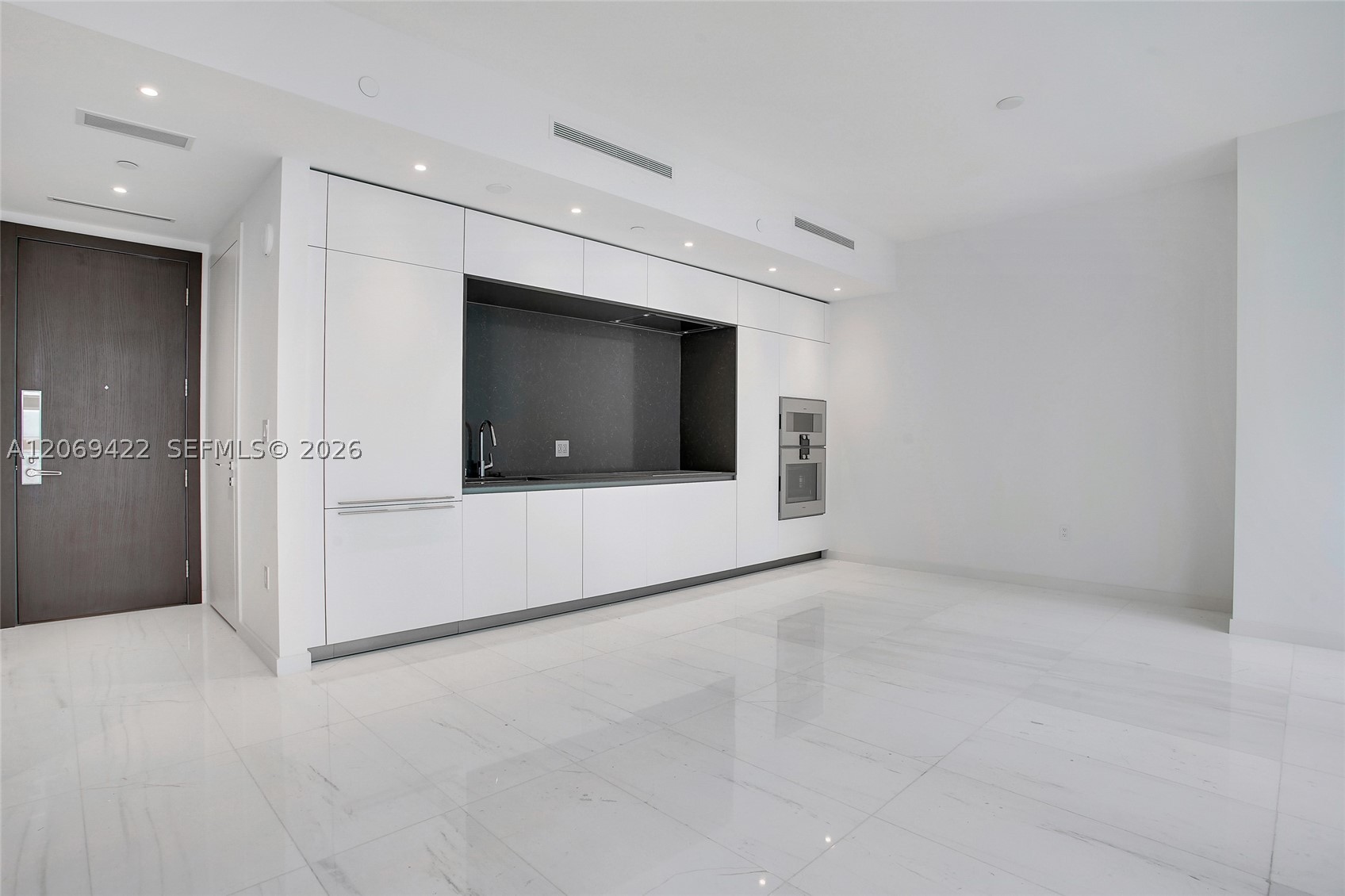 image Aston Martin Residences6