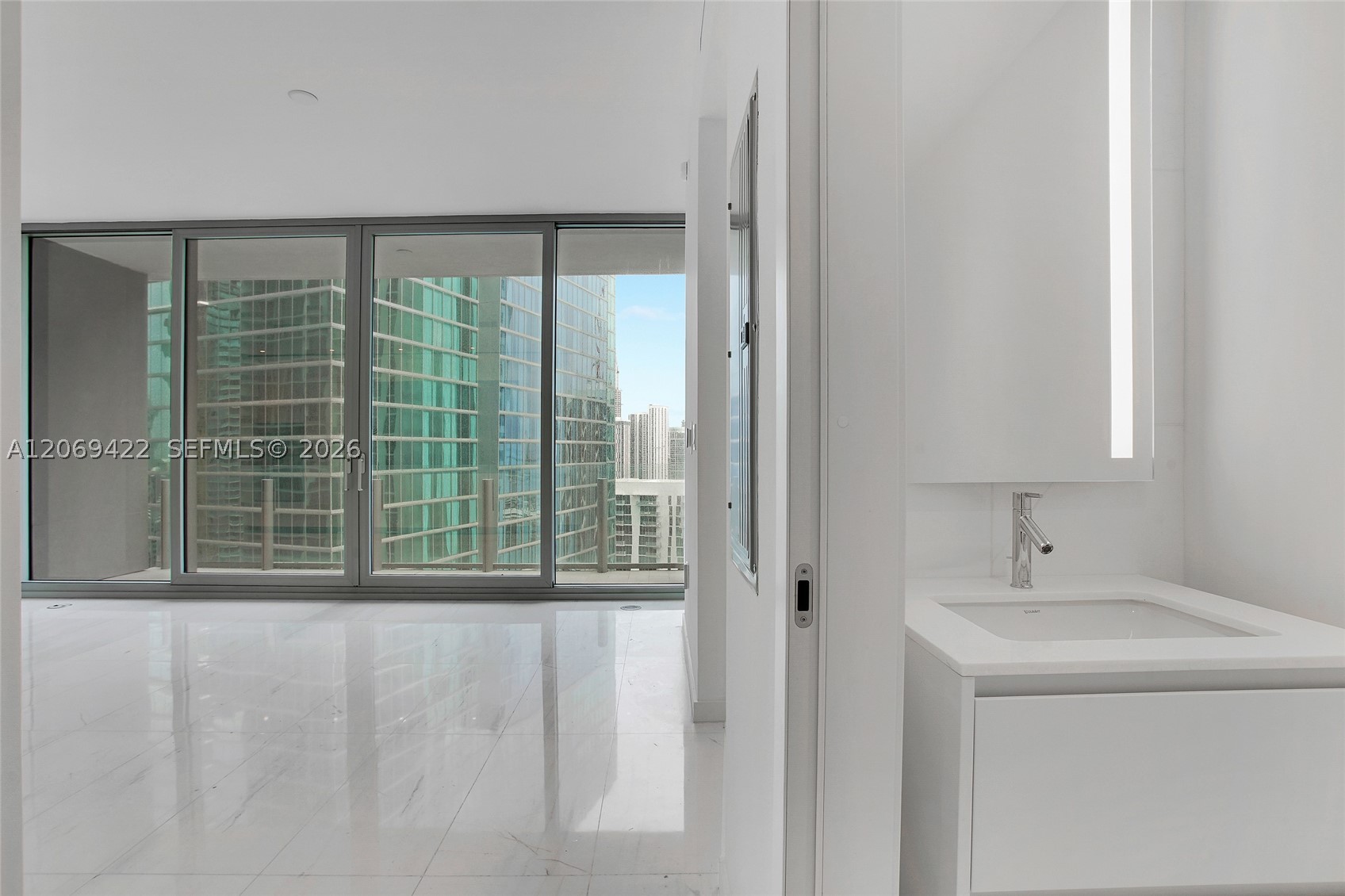image Aston Martin Residences7