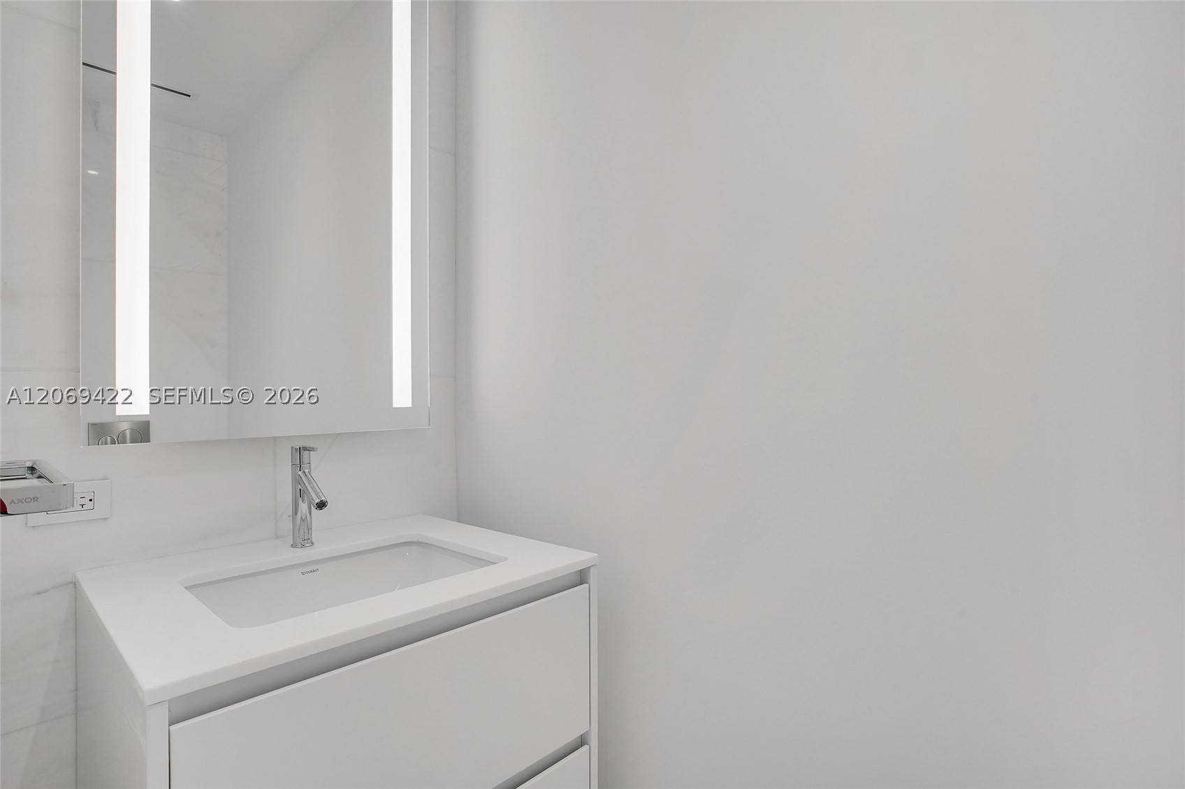 image Aston Martin Residences8