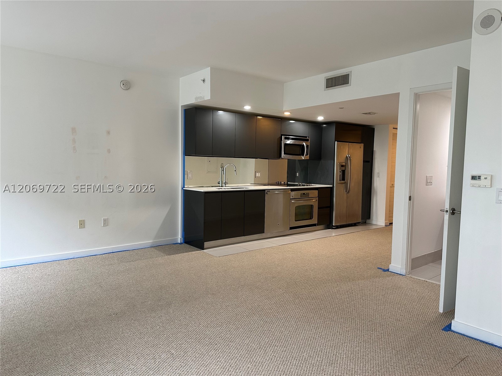 31 SE 6th St #405