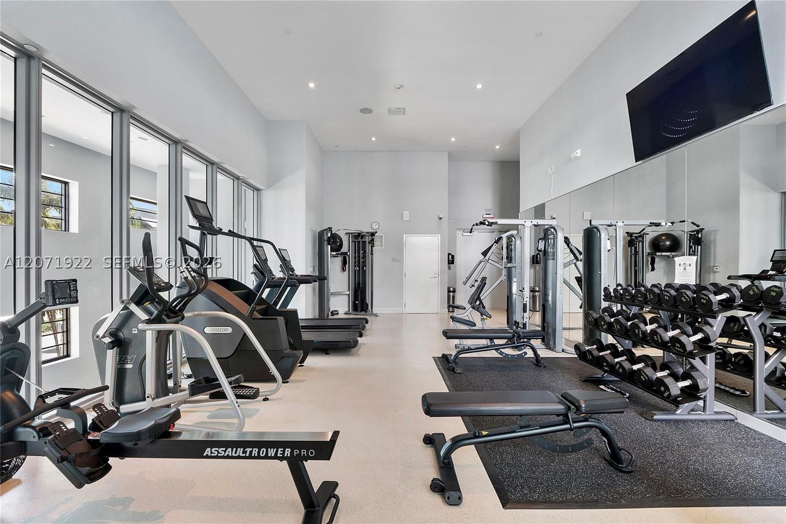 6620 Indian Crk Dr #112 Miami Beach, FL 33141
