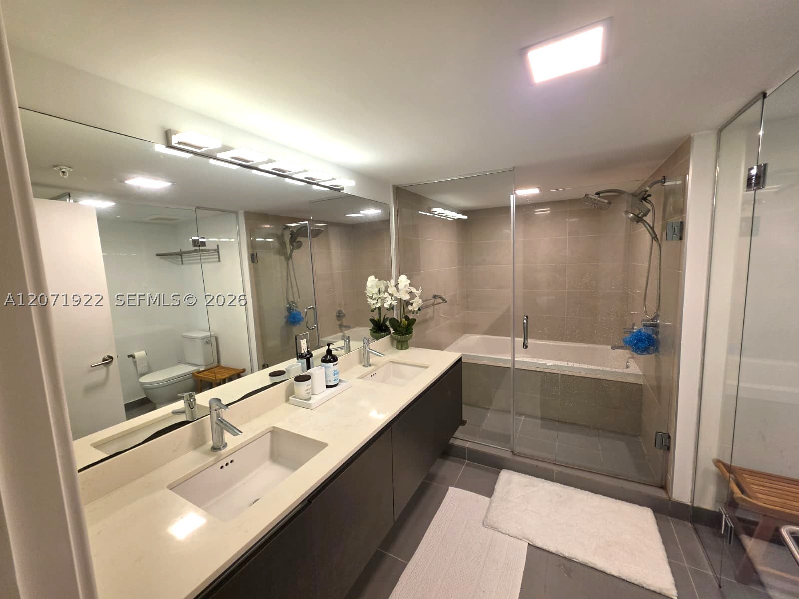 6620 Indian Crk Dr #112 Miami Beach, FL 33141